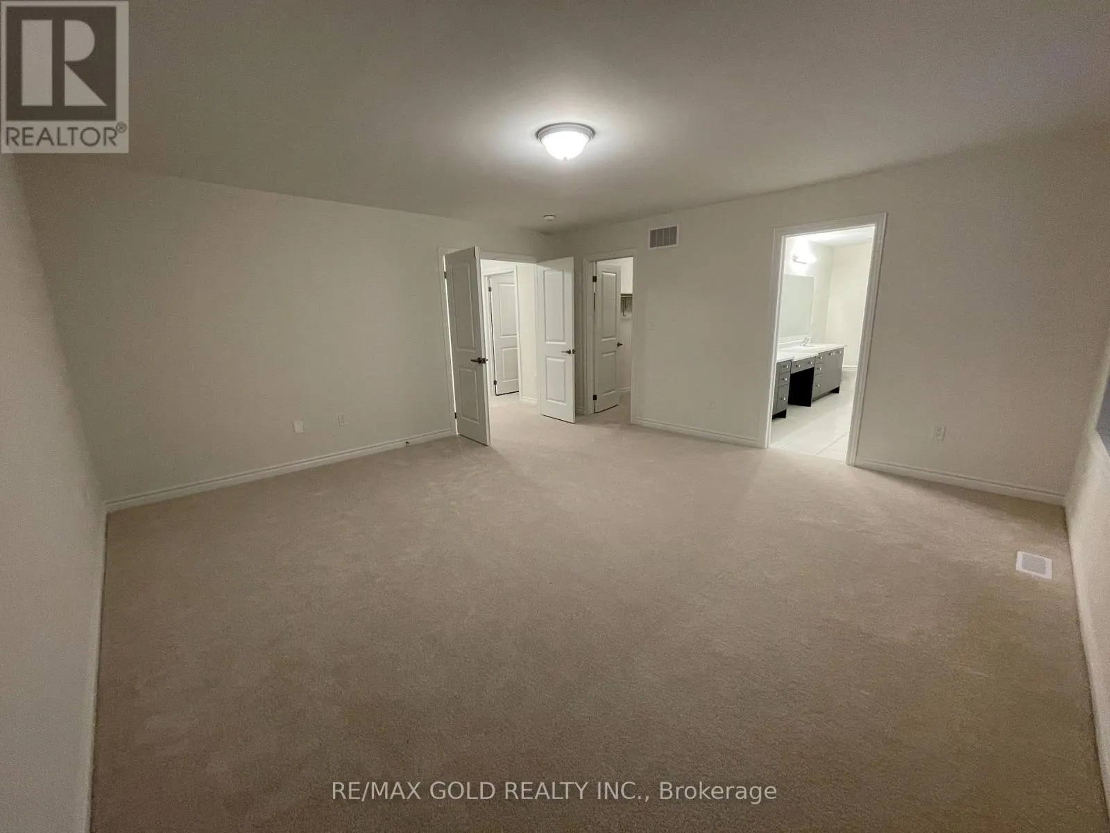 21 SANFORD CIRCLE