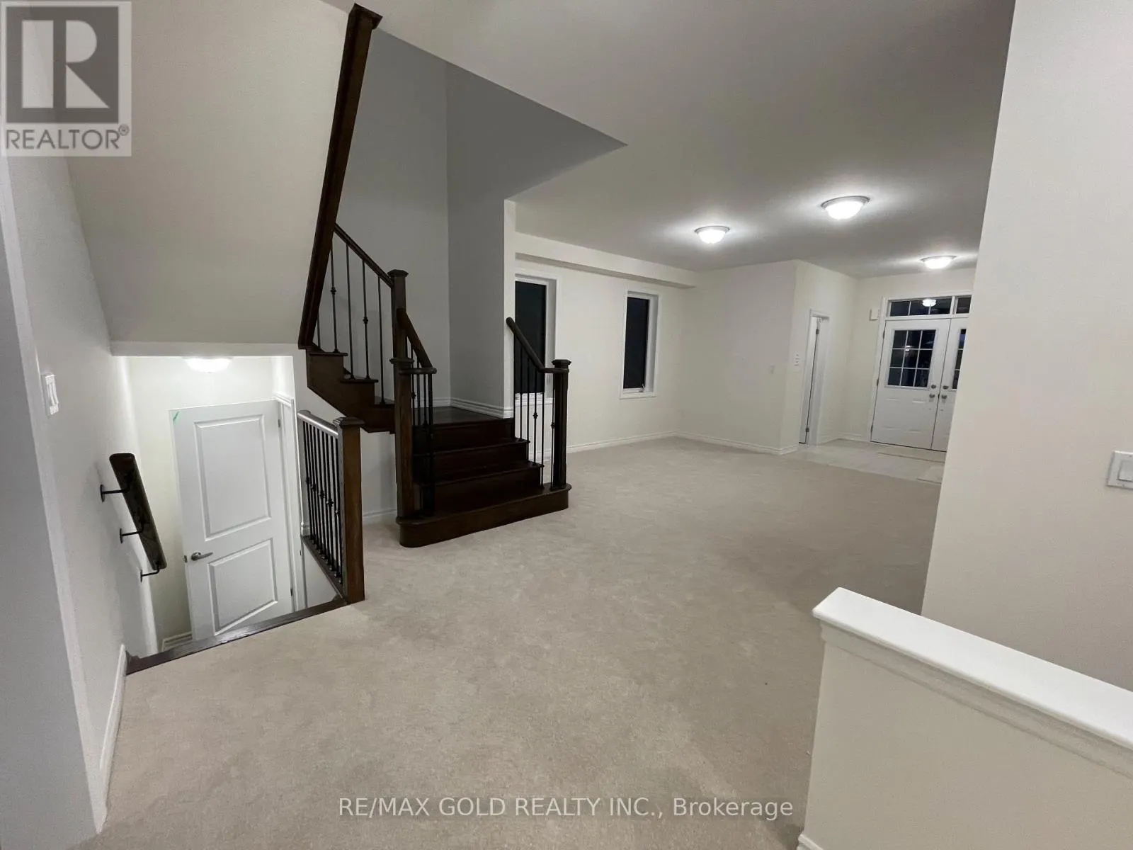 21 SANFORD CIRCLE