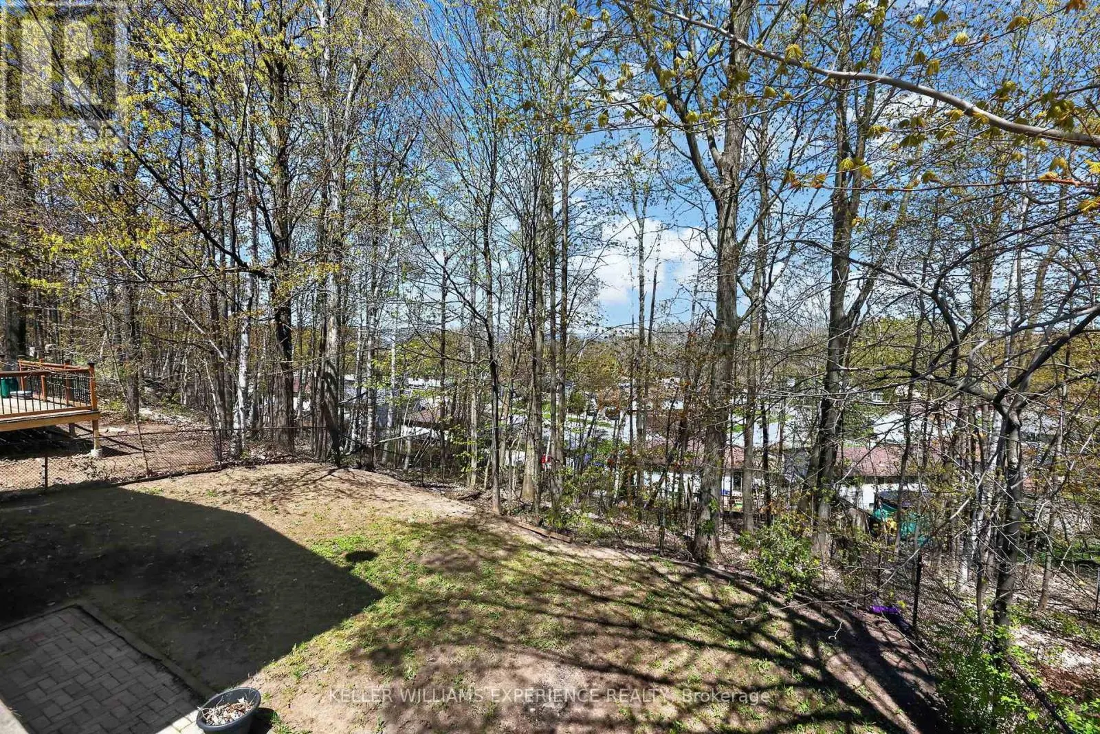 645 BAYVIEW DRIVE