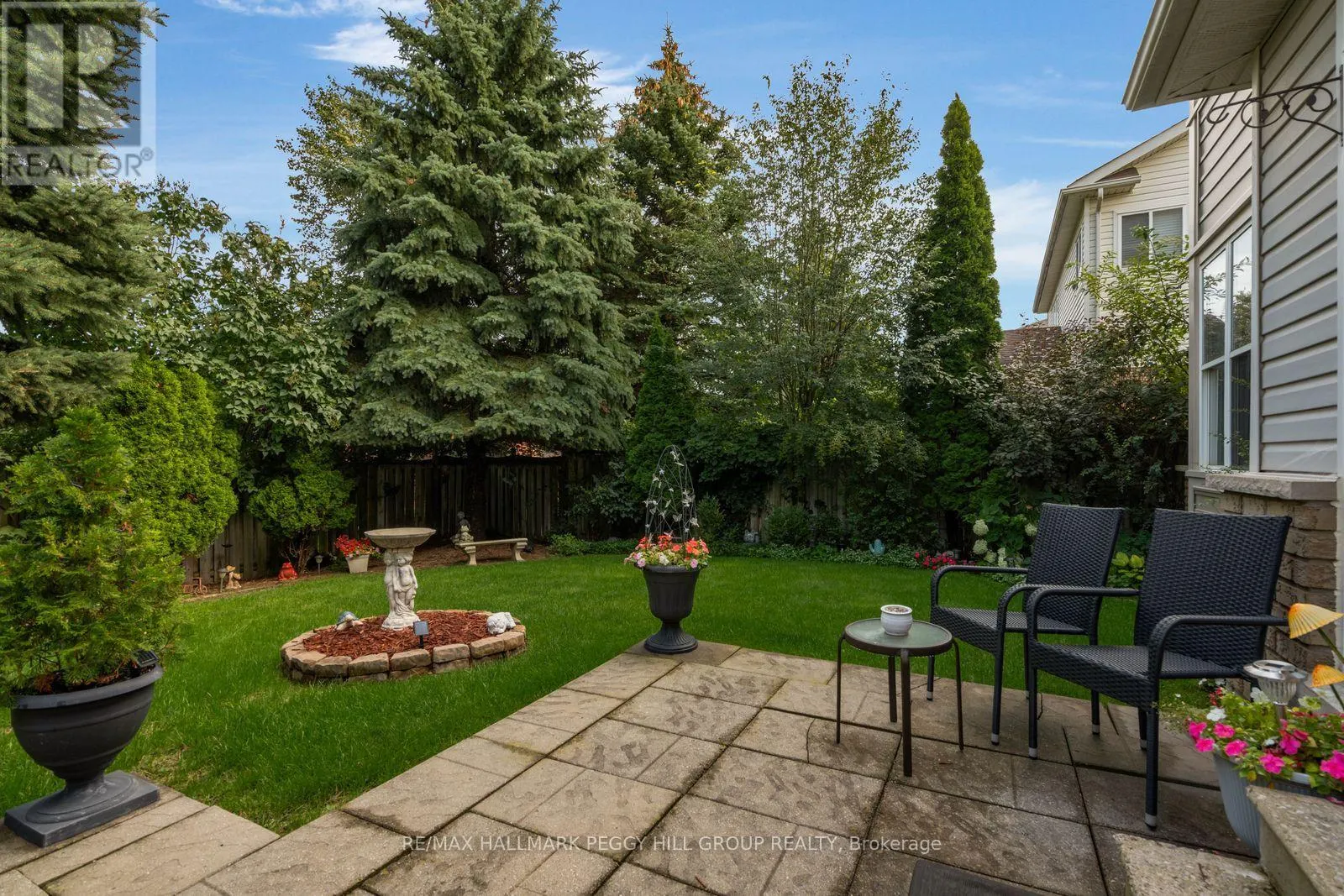 5 SANDRINGHAM DRIVE