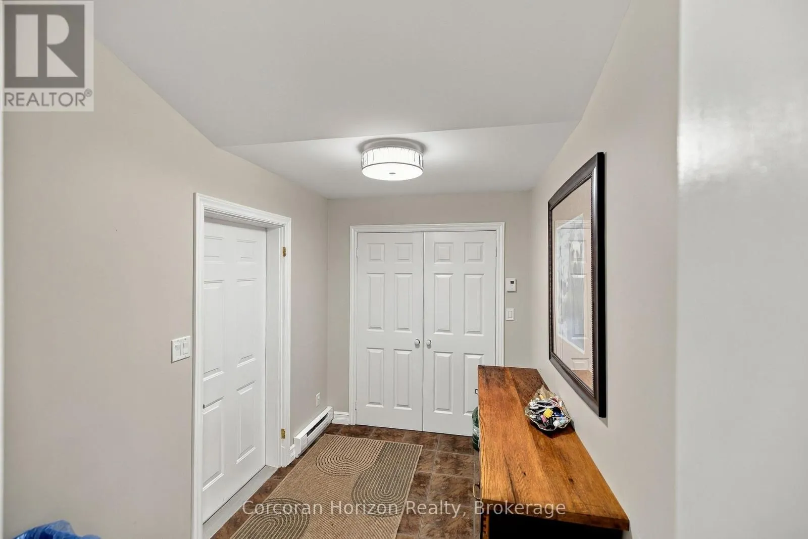 3909 TREELINE DRIVE