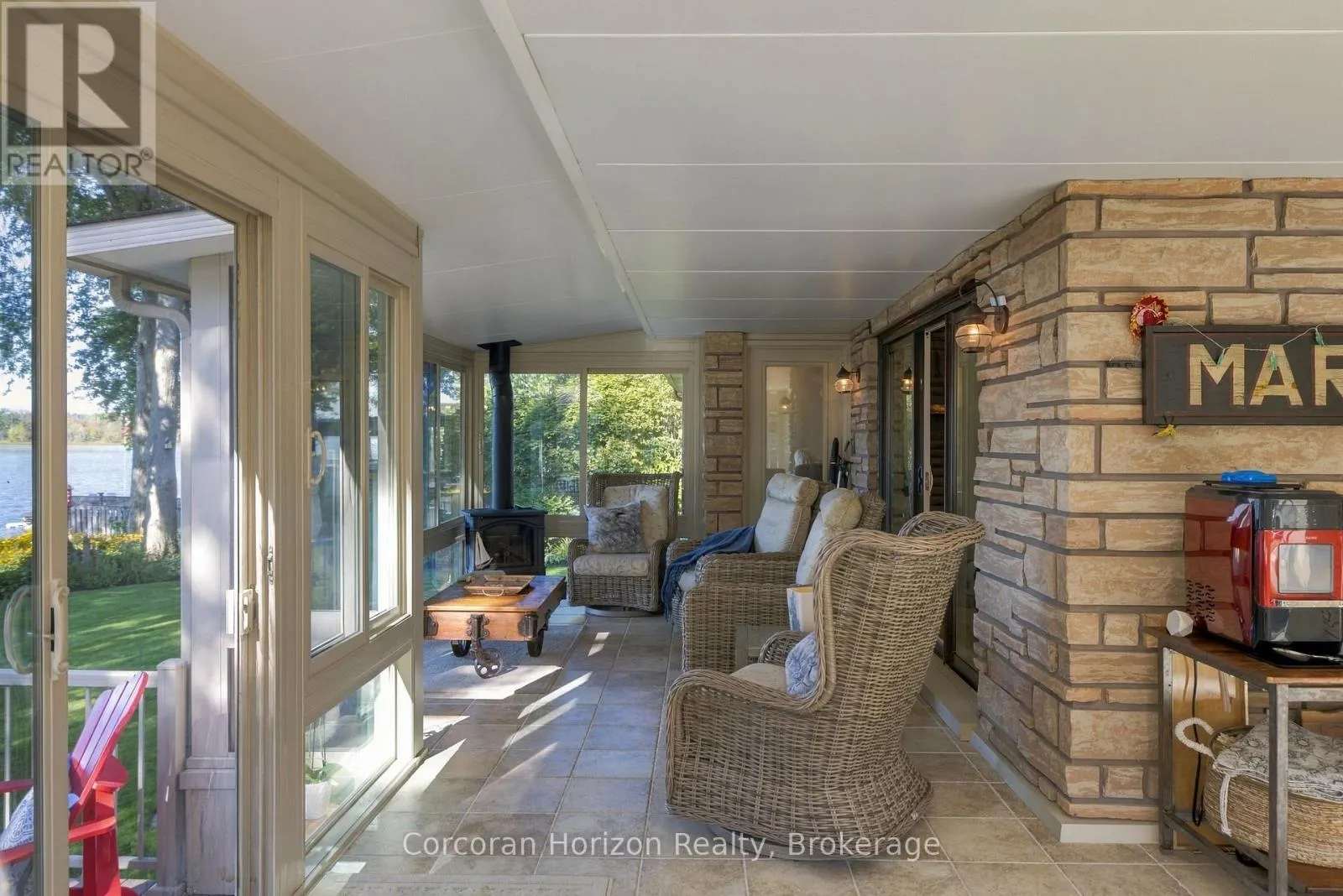 3909 TREELINE DRIVE