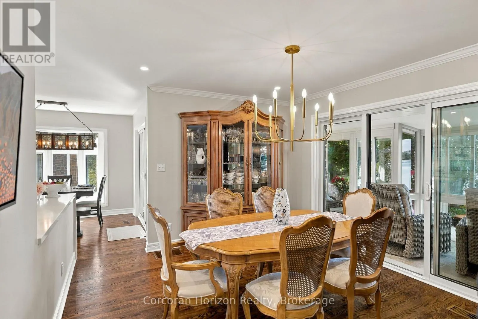 3909 TREELINE DRIVE