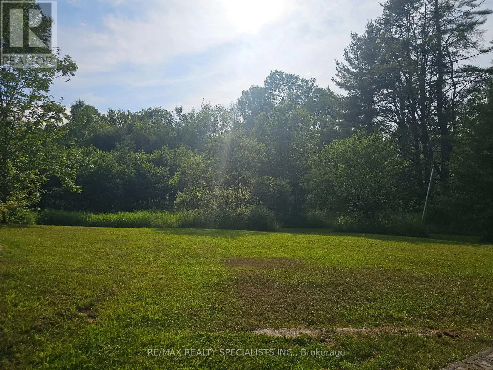 3878 CAMBRIAN ROAD