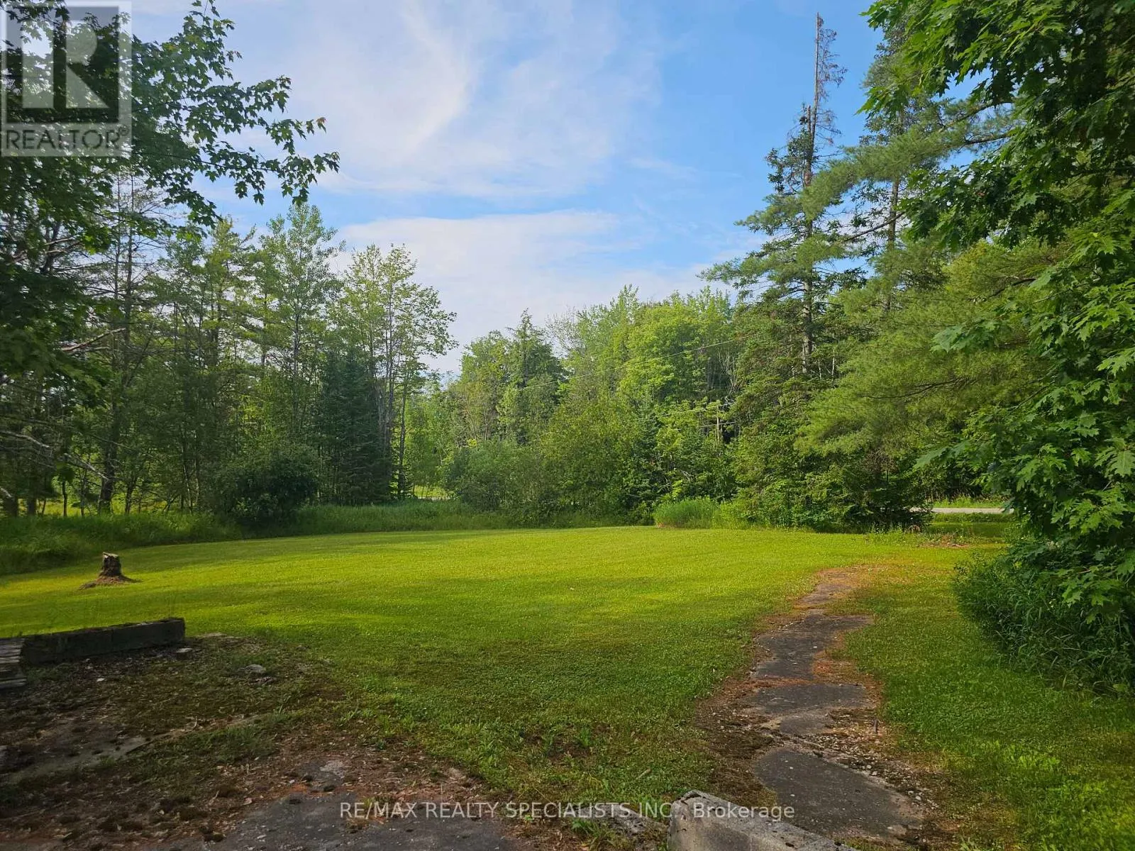 3878 CAMBRIAN ROAD