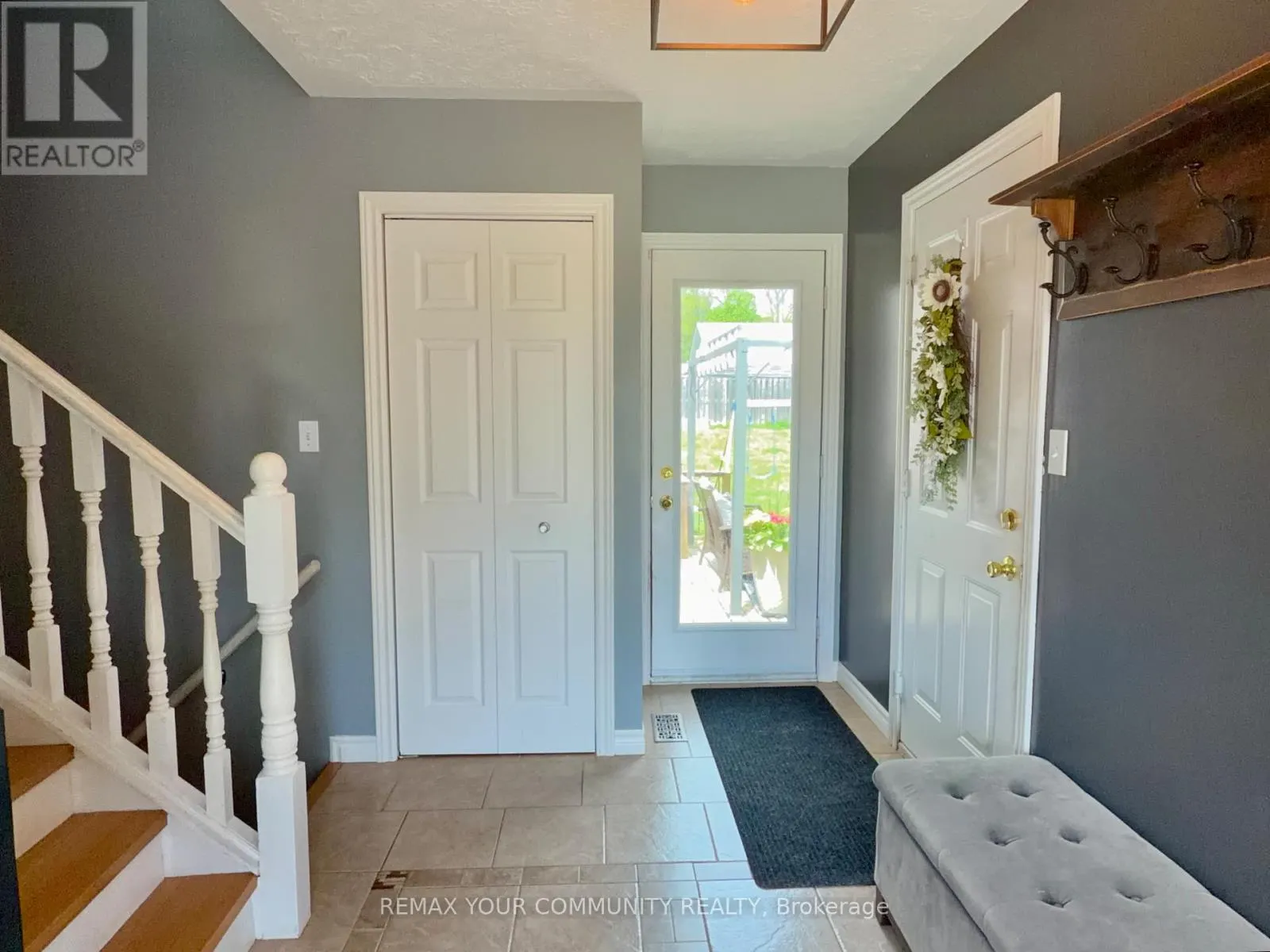 86 OXLEY DRIVE