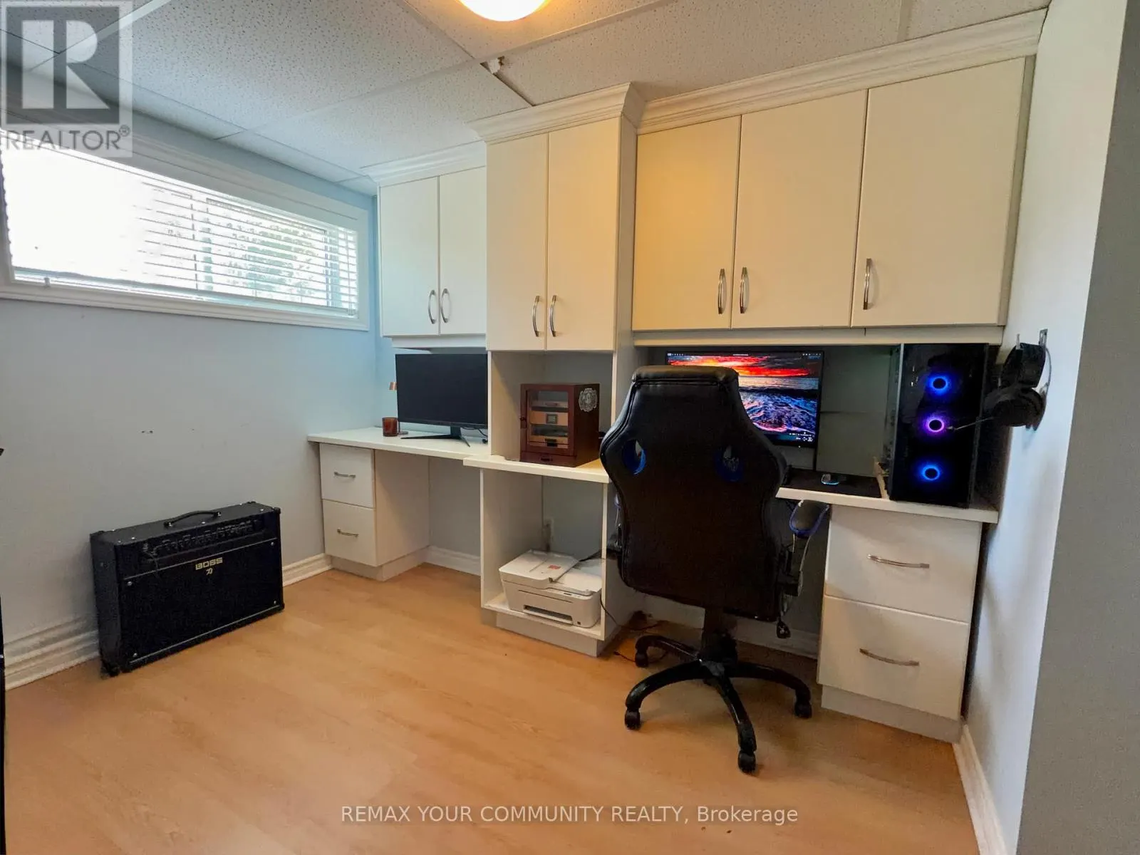86 OXLEY DRIVE