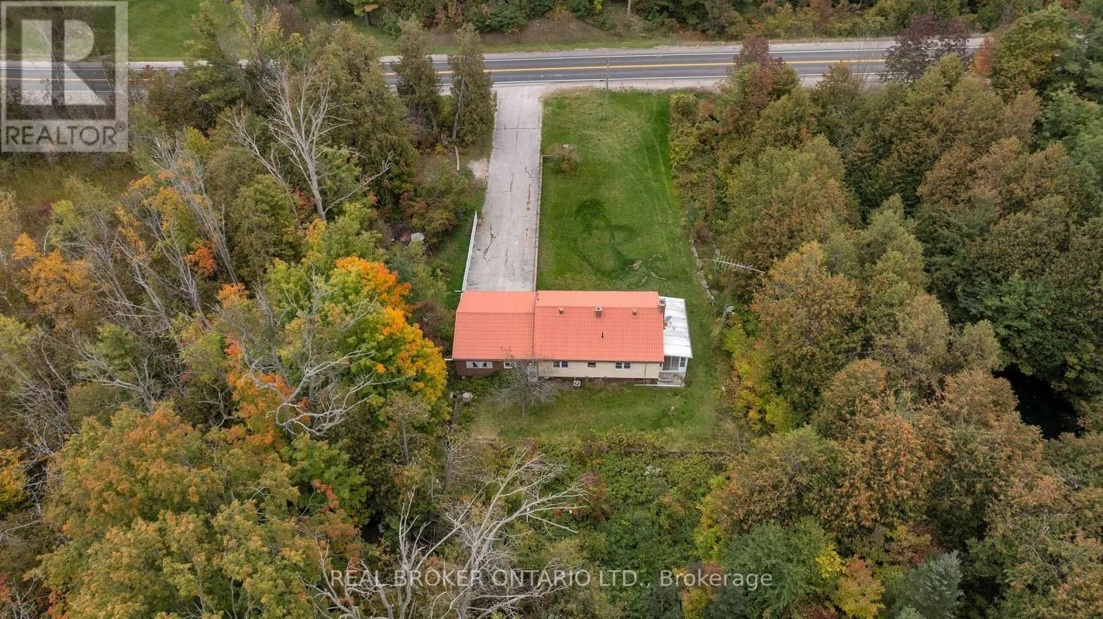 2086 PENETANGUISHENE ROAD