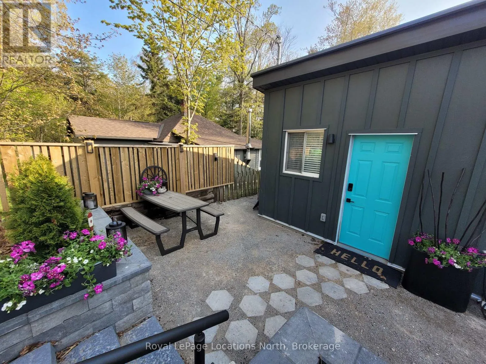 347 BALM BEACH ROAD W