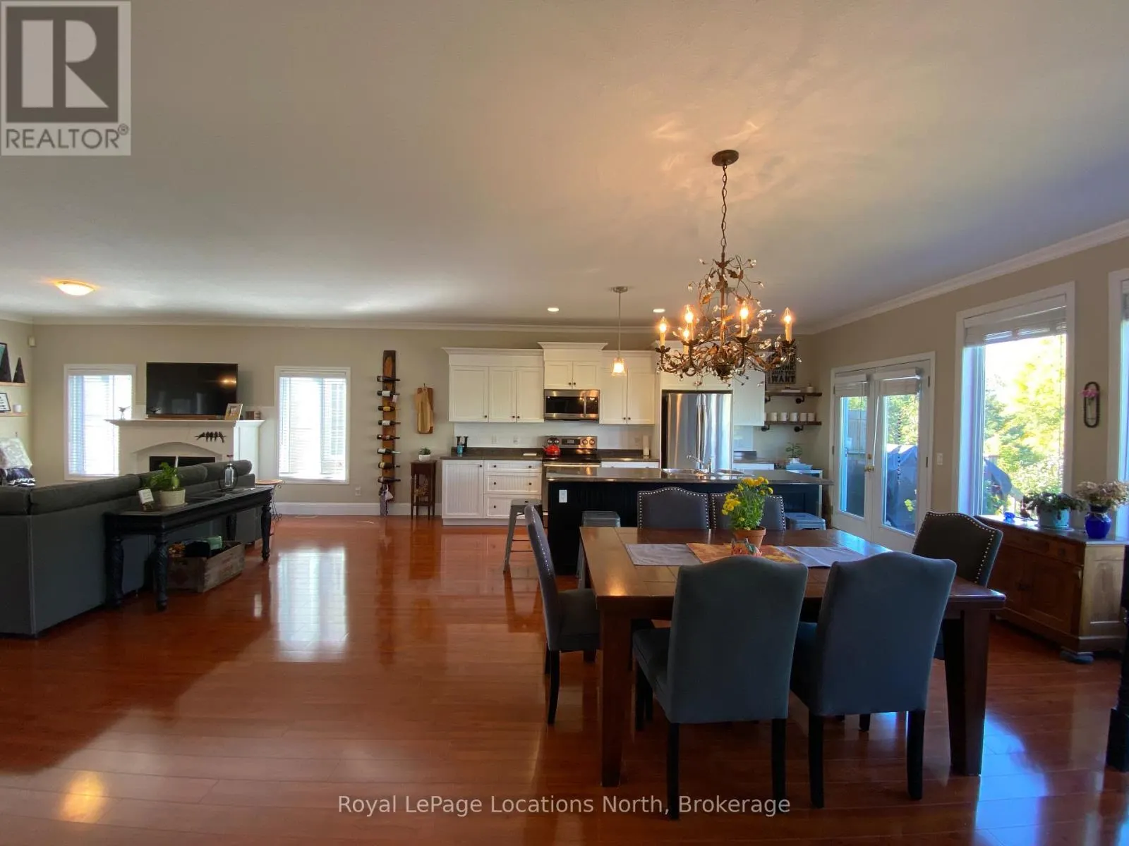 77 FINDLAY DRIVE
