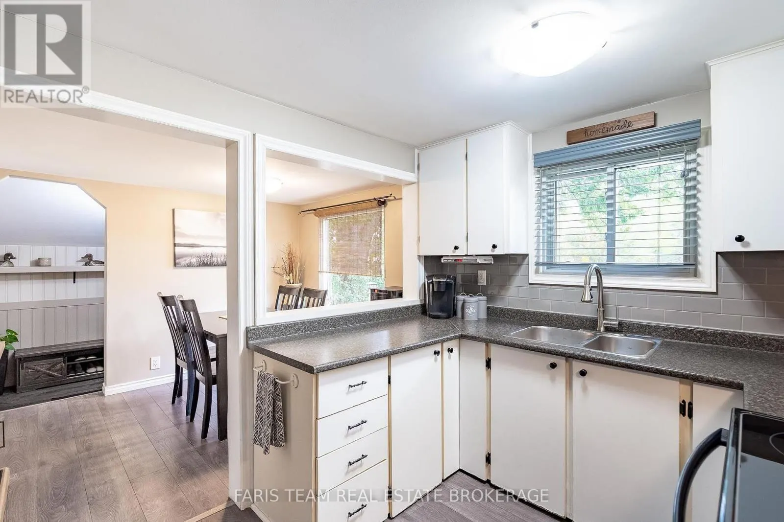 244/250 DIGNARD AVENUE