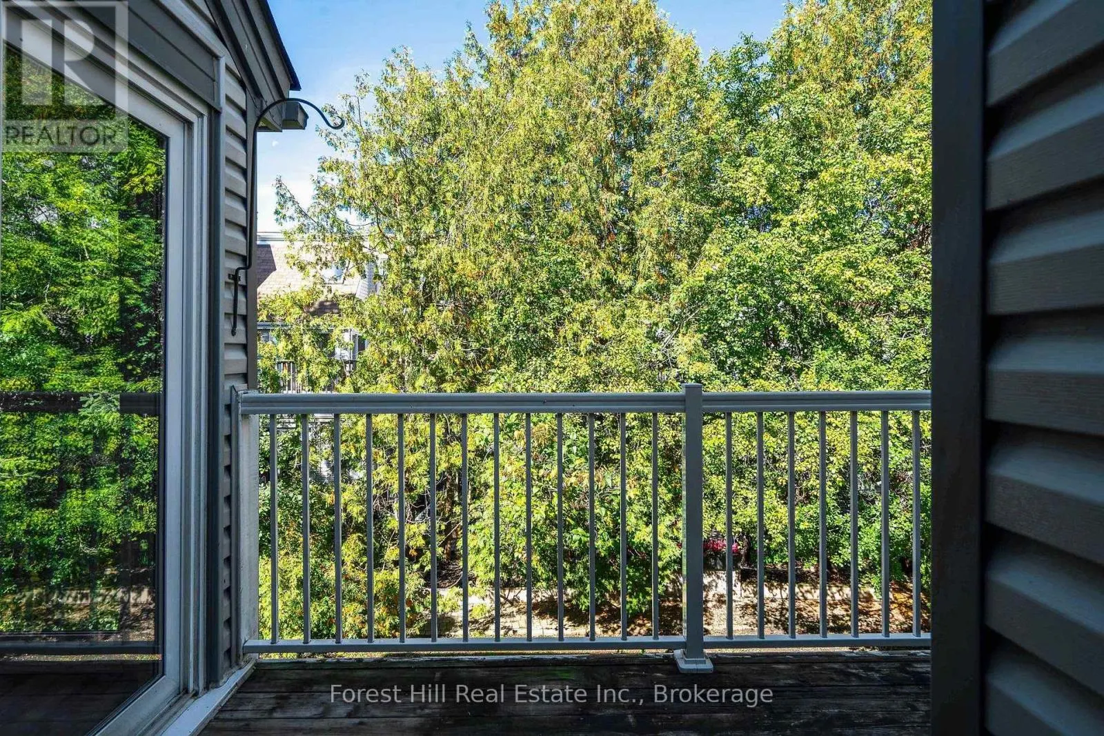 150 - 53 TROTT BOULEVARD #150