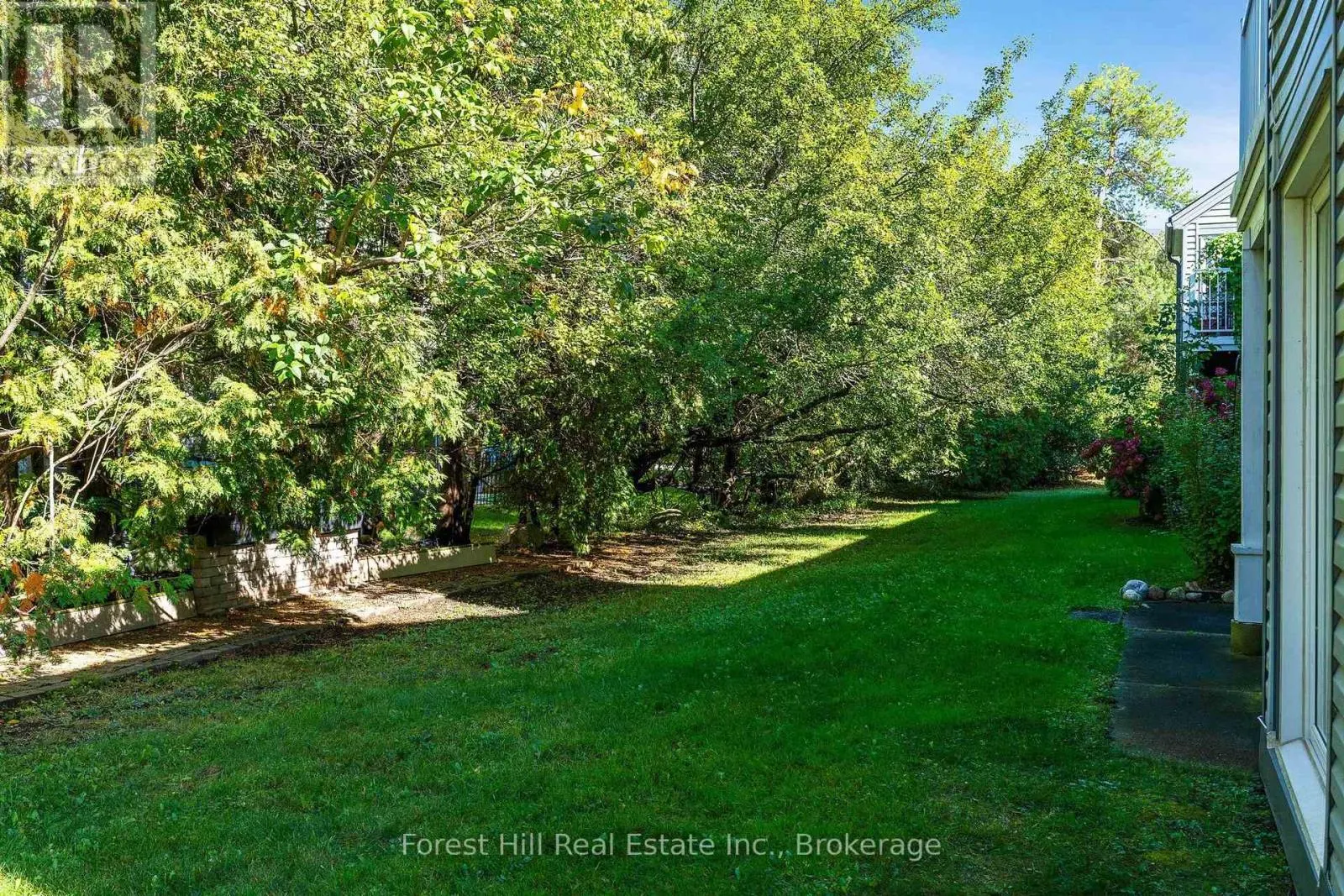 150 - 53 TROTT BOULEVARD #150