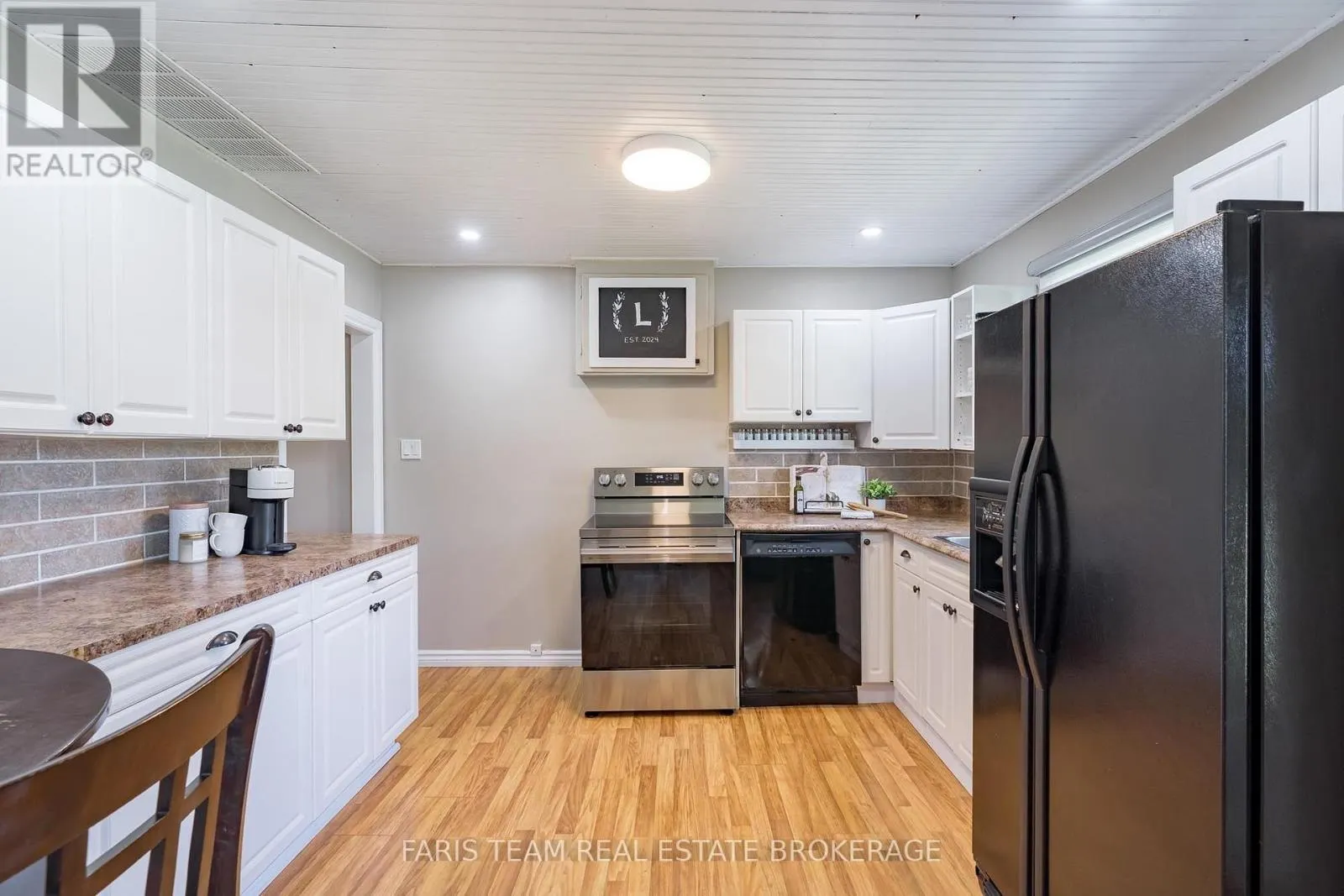 2721 CUMBERLAND ROAD