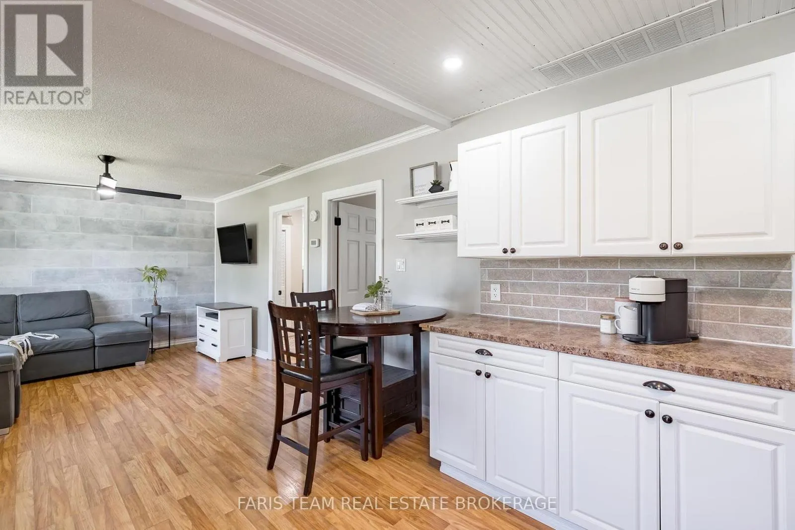 2721 CUMBERLAND ROAD