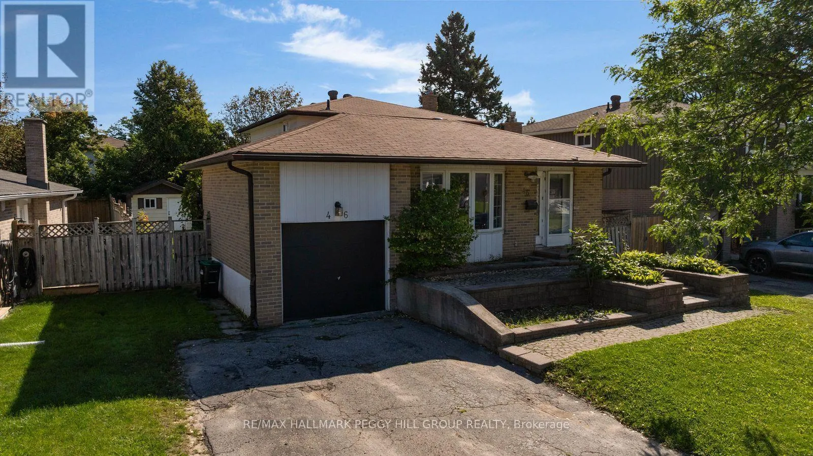 46 COLLEGE CRESCENT