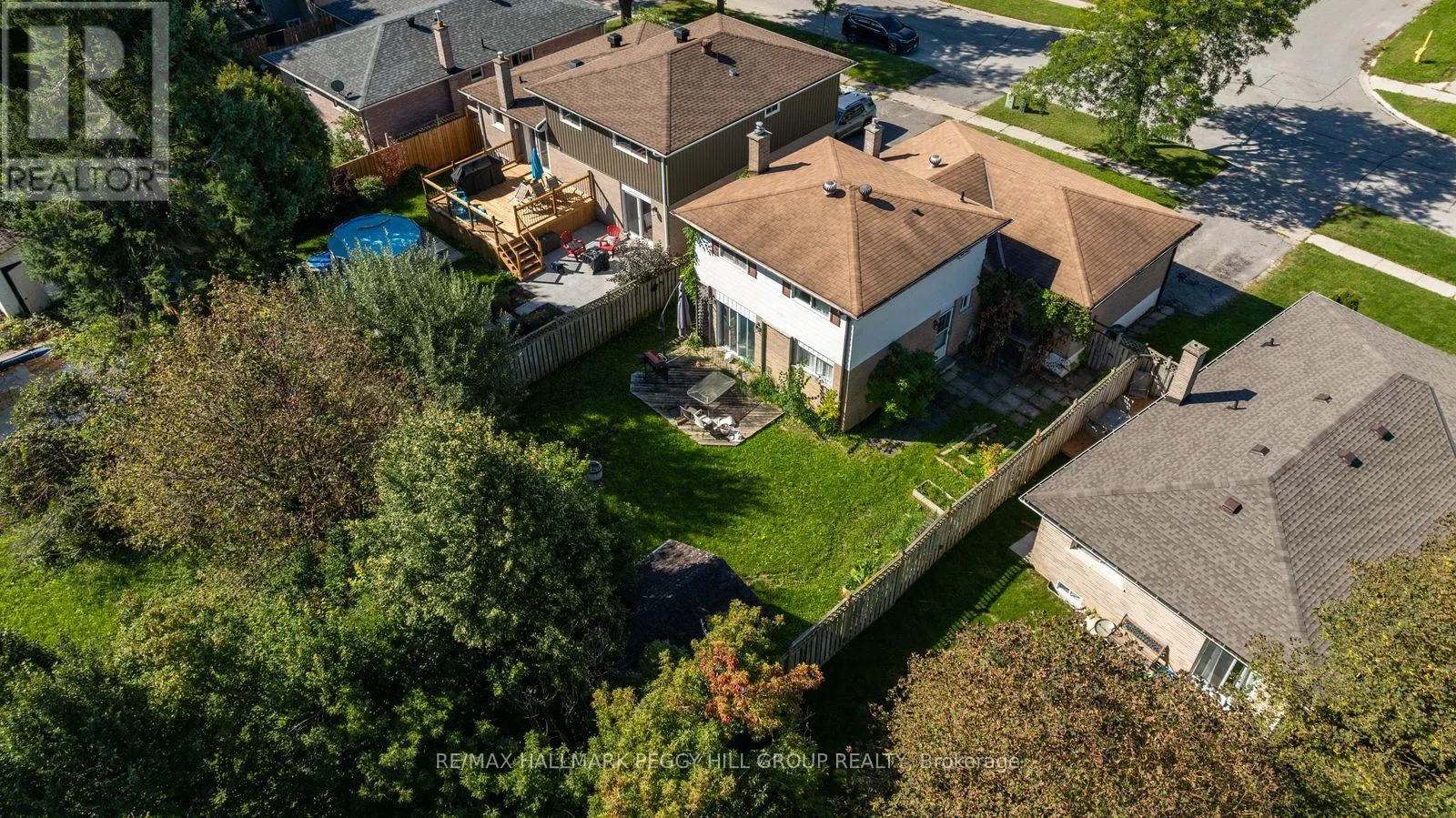 46 COLLEGE CRESCENT