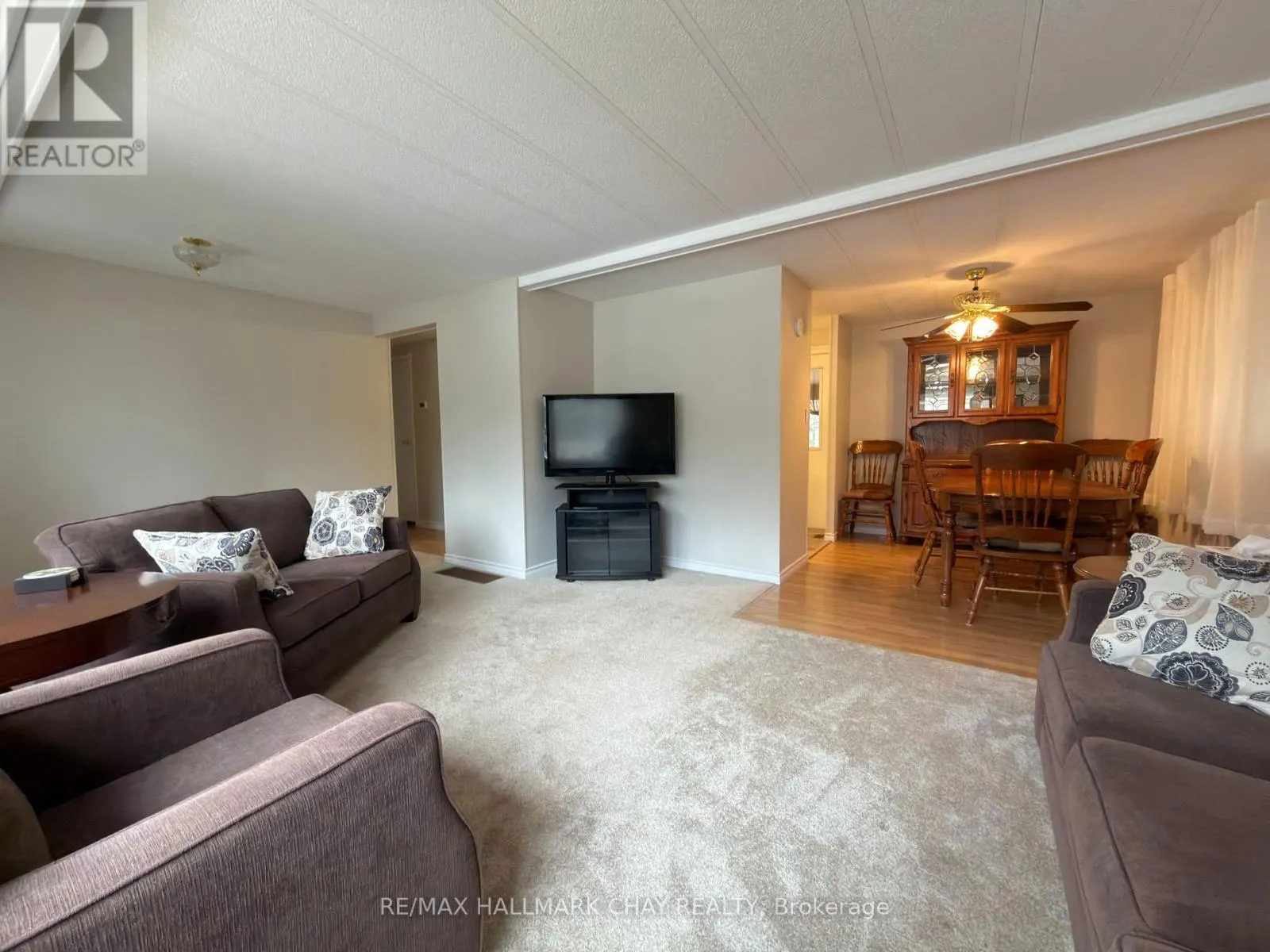 13 CARRUTHERS STREET N
