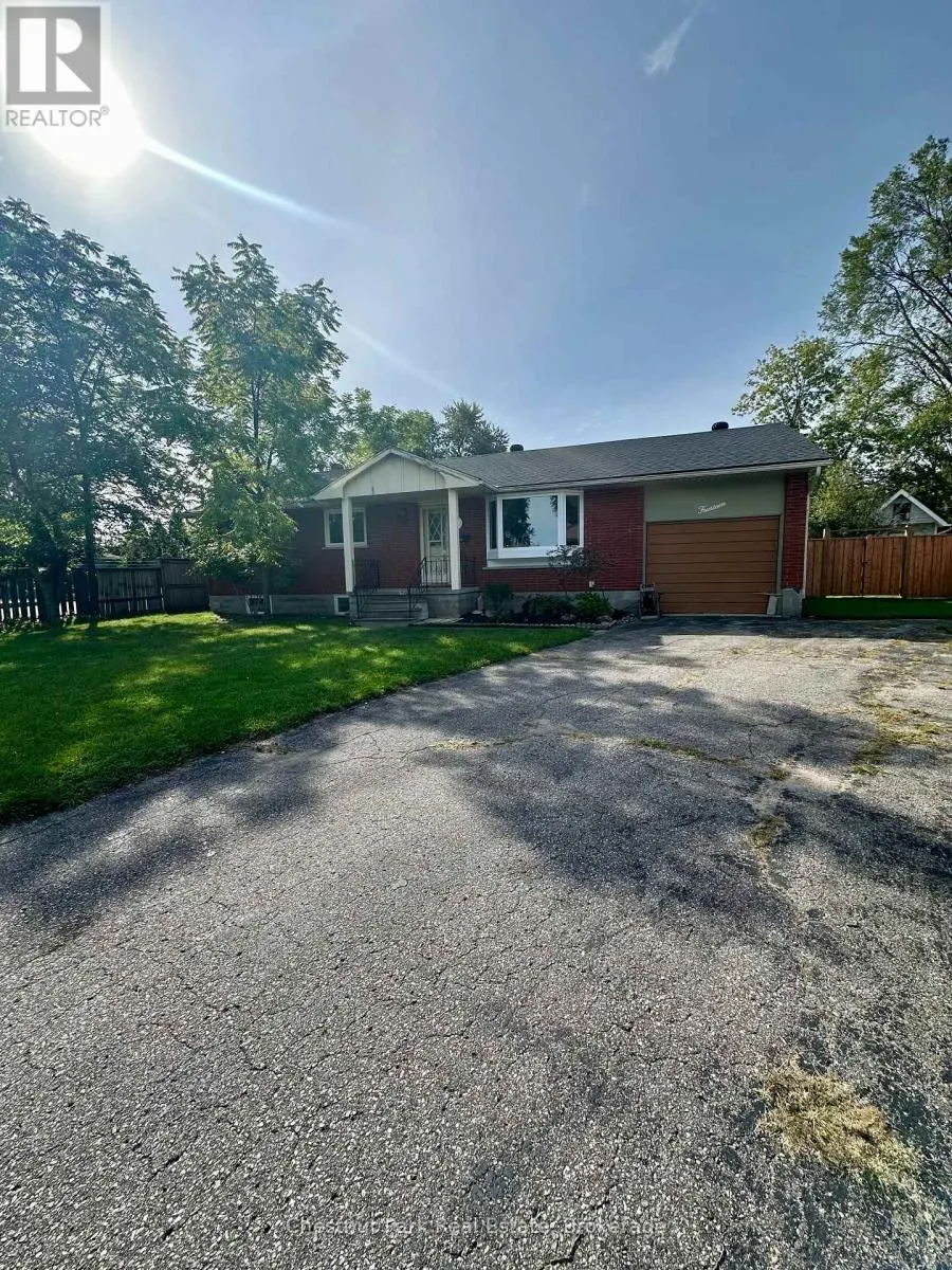 14 BROCK CRESCENT