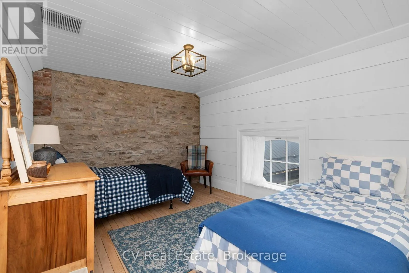 1174 CONCESSION 10 N NOTTAWASAGA ROAD