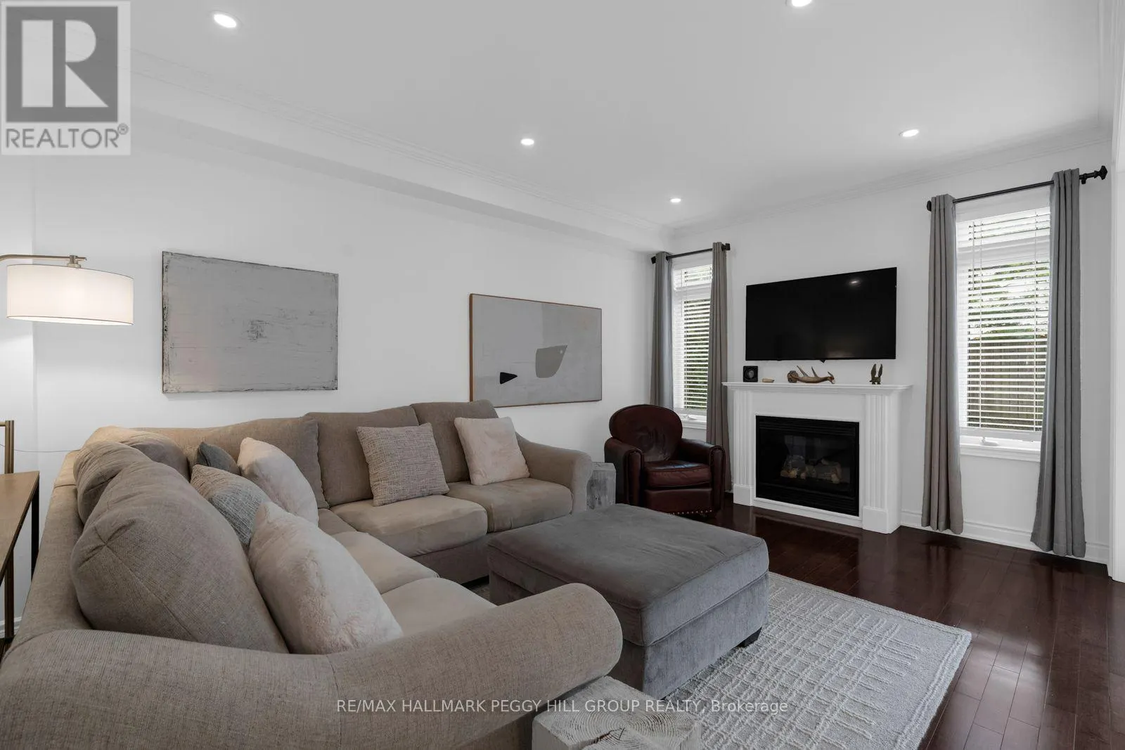 53 TUDOR CRESCENT