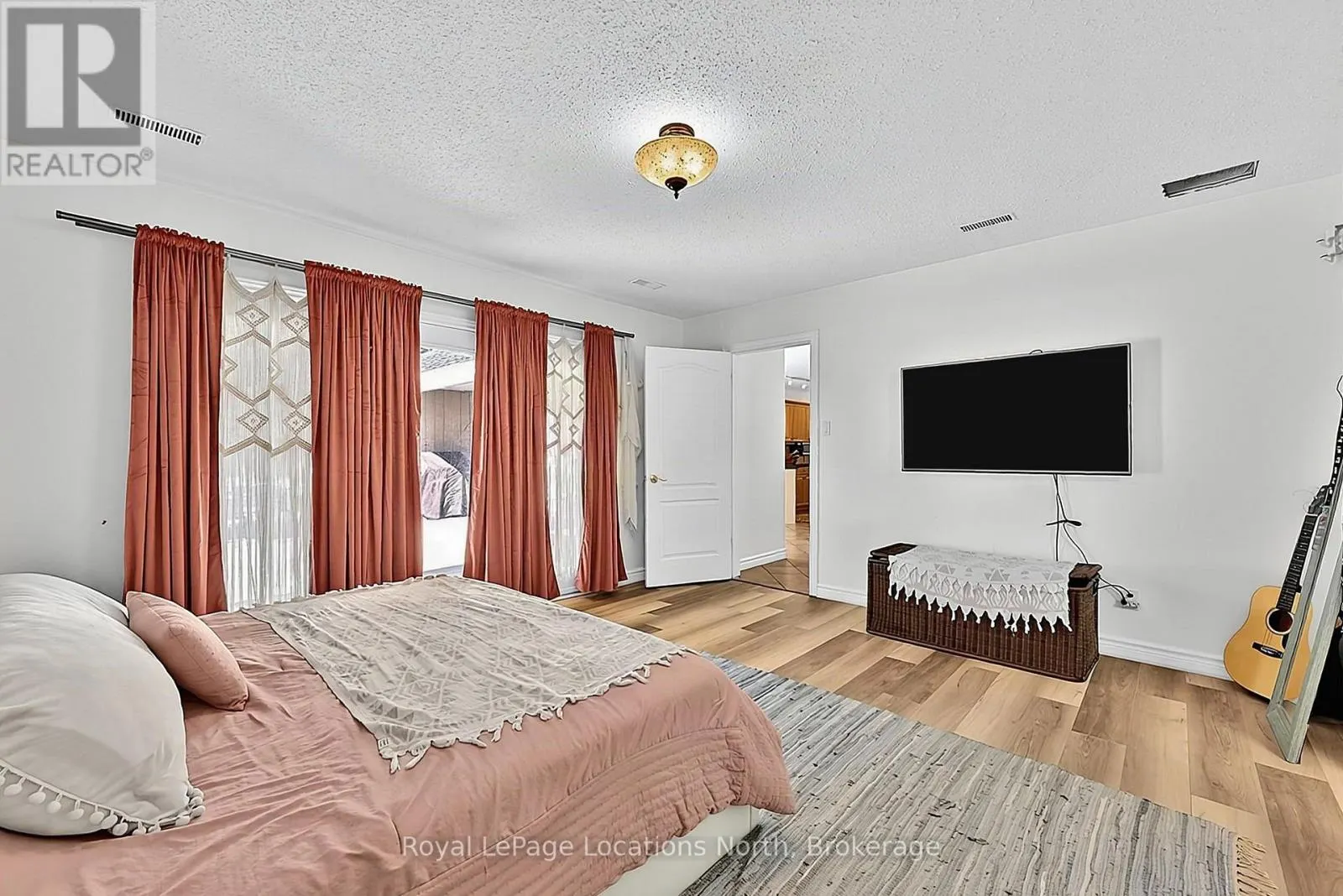 39 FOREST DRIVE
