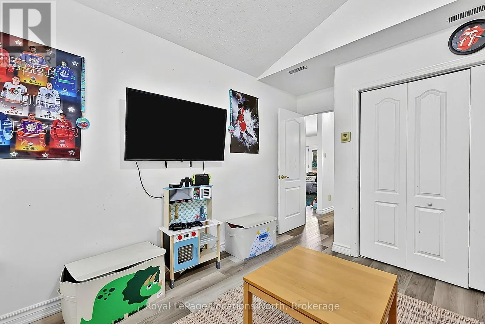 39 FOREST DRIVE