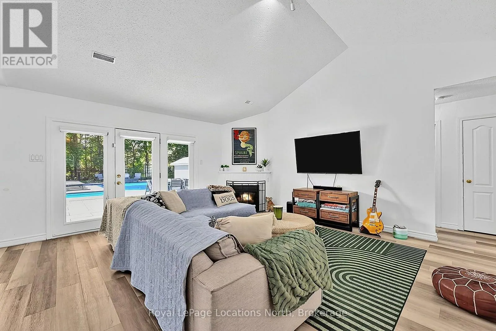 39 FOREST DRIVE
