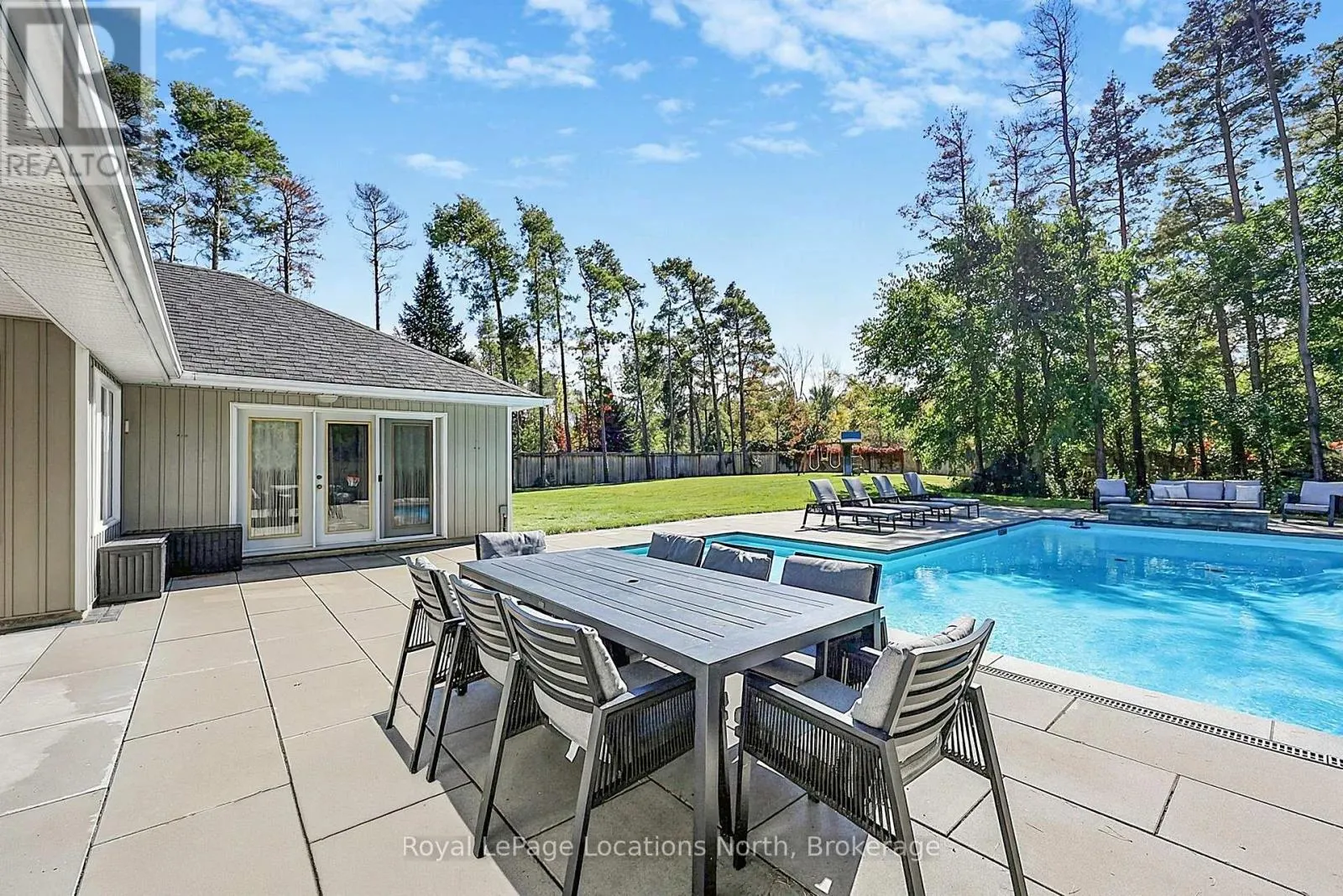 39 FOREST DRIVE
