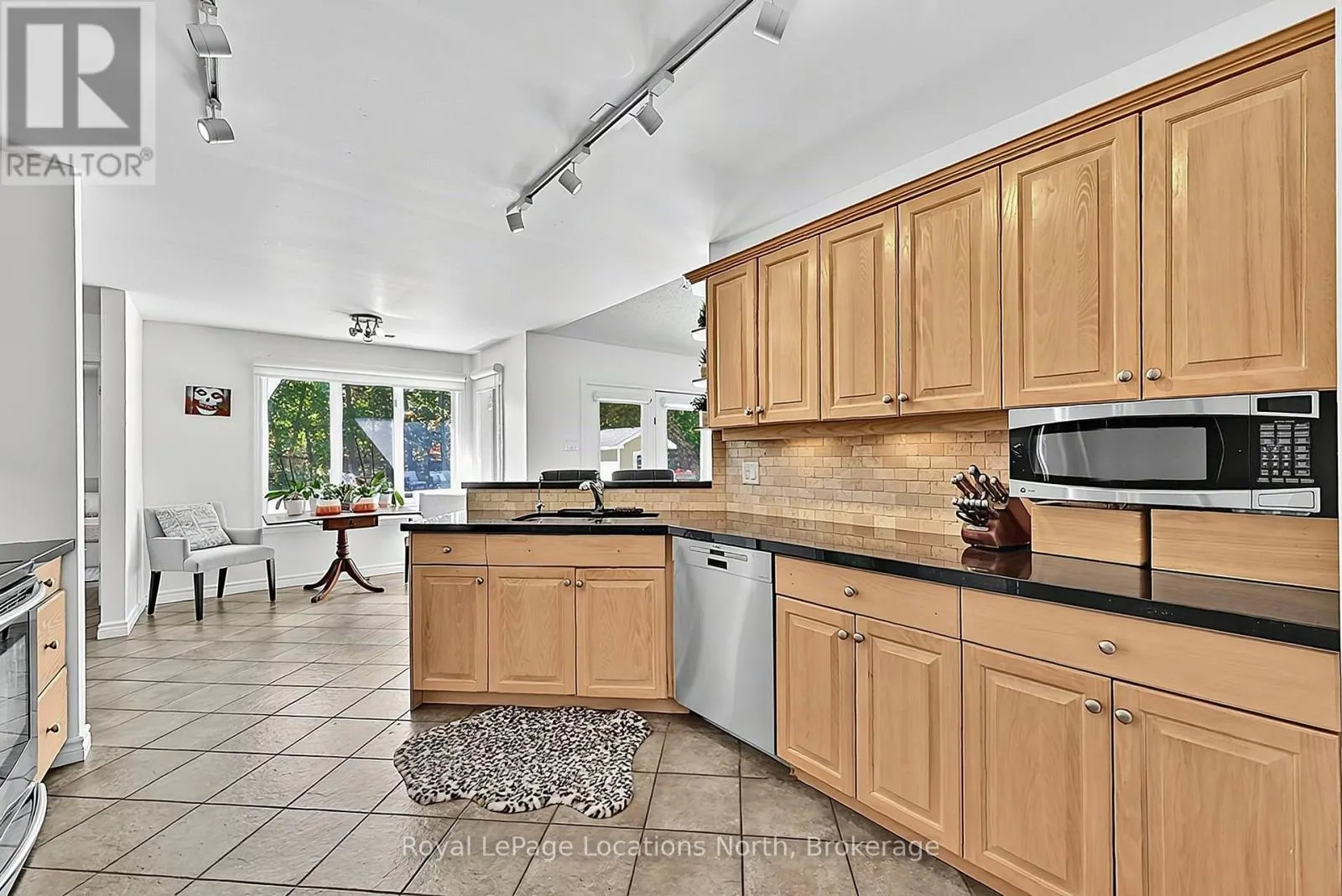 39 FOREST DRIVE