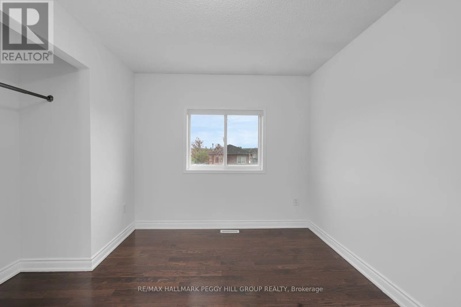 UPPER - 152 MADELAINE DRIVE