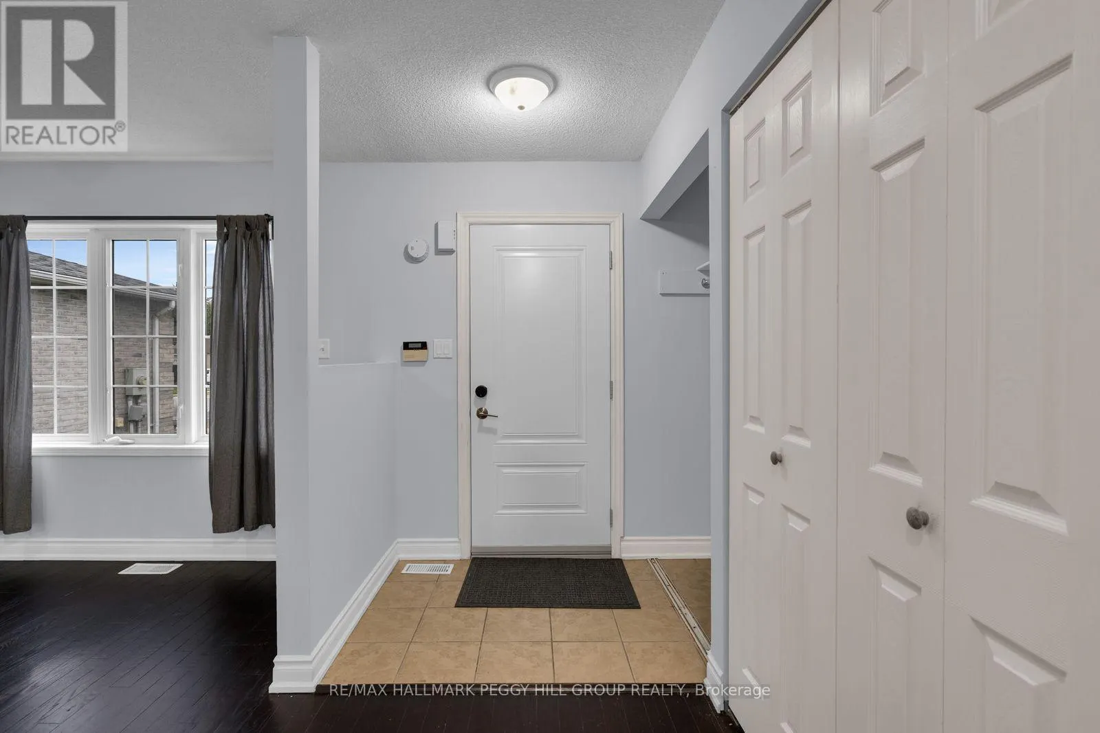 UPPER - 152 MADELAINE DRIVE