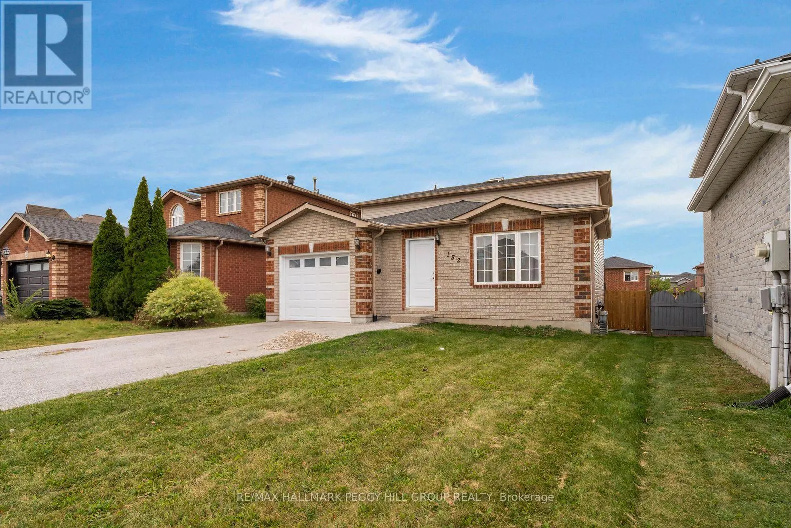 UPPER - 152 MADELAINE DRIVE