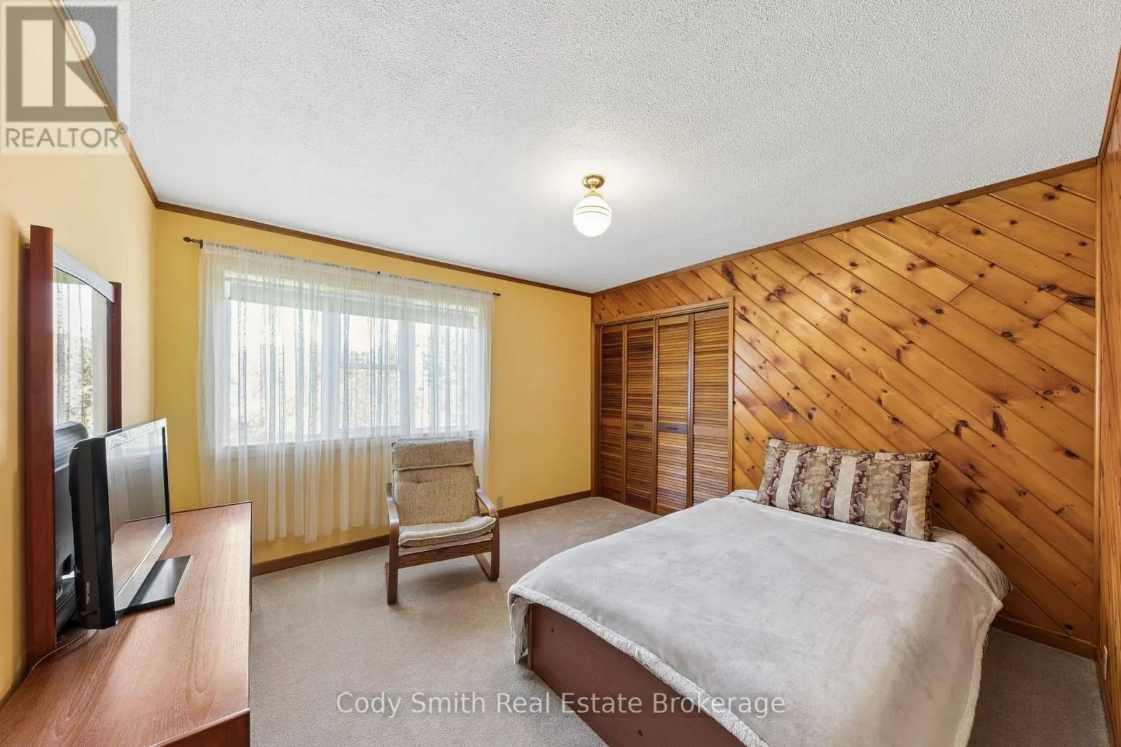 2080 SANDHILL ROAD