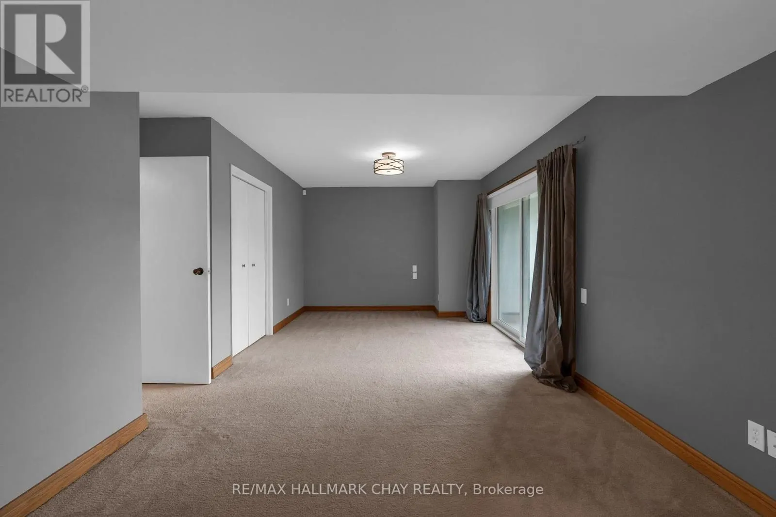312 - 1102 HORSESHOE VALLEY ROAD W
