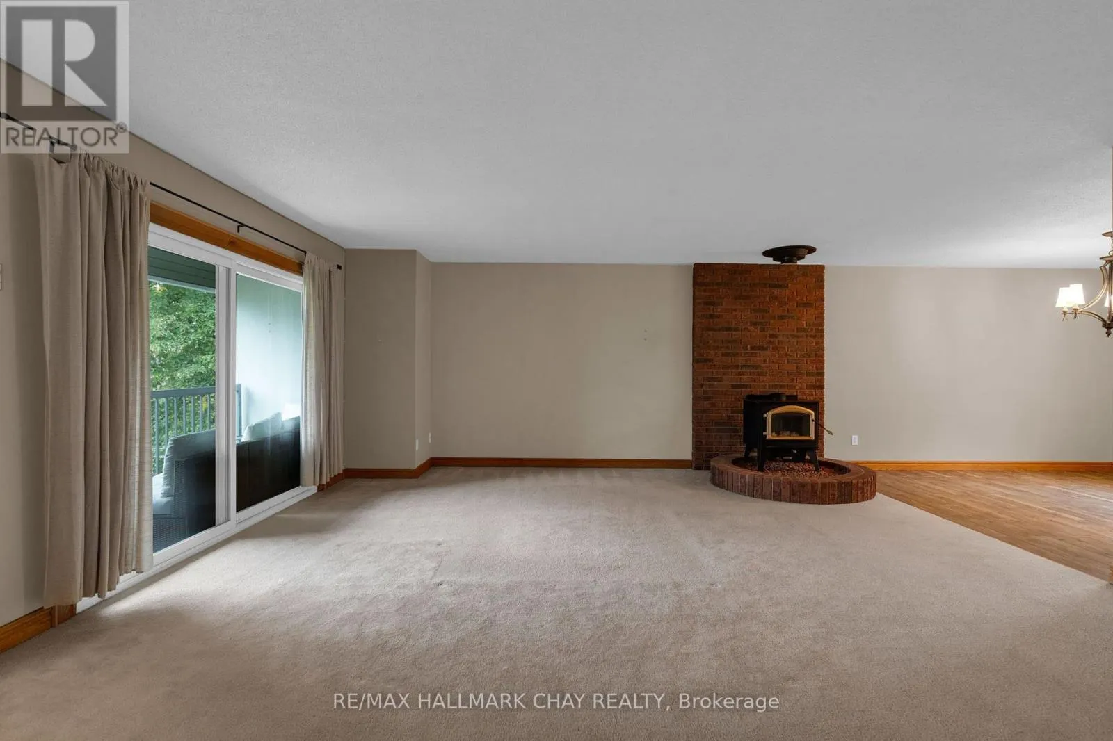 312 - 1102 HORSESHOE VALLEY ROAD W
