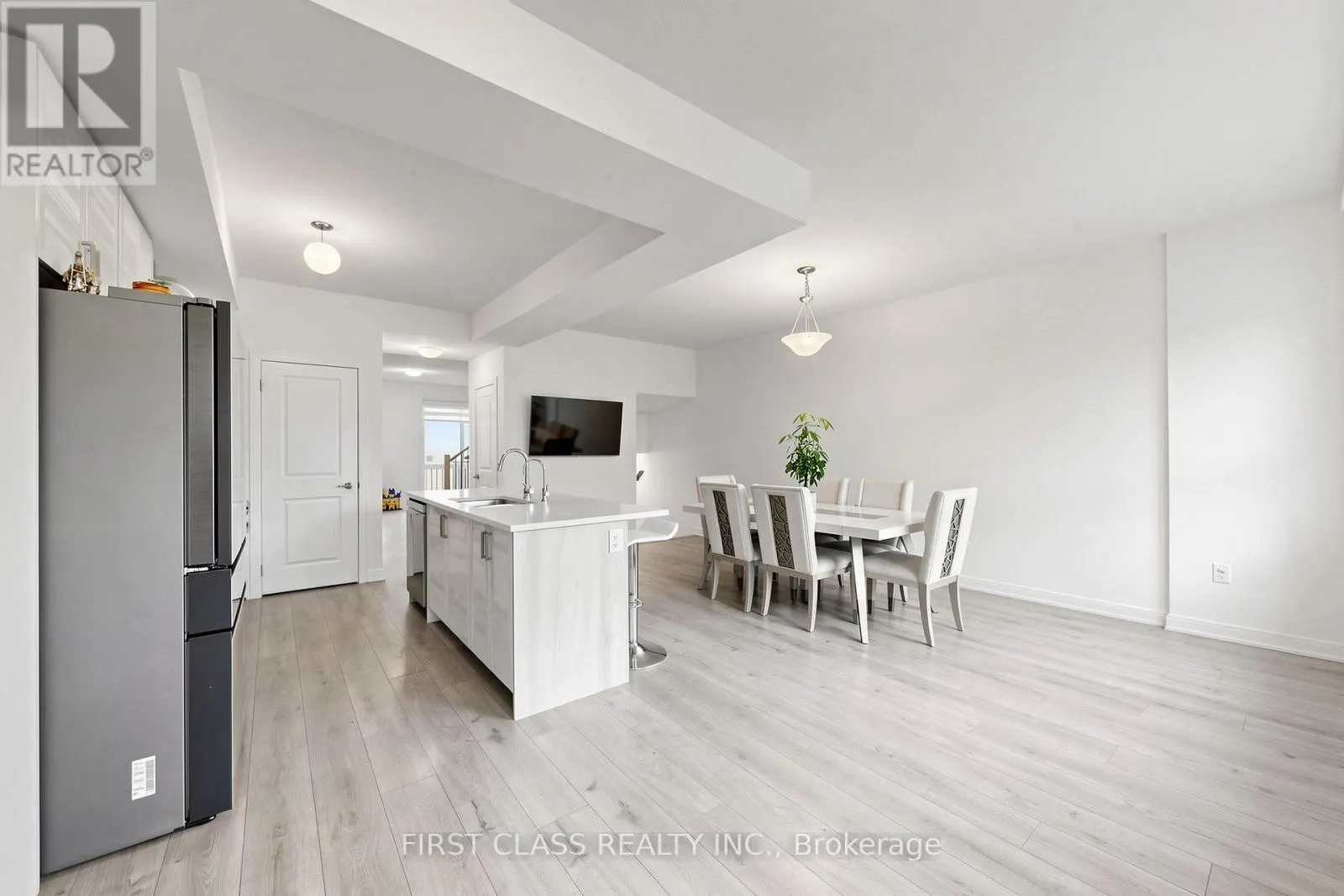 55 RED MAPLE LANE
