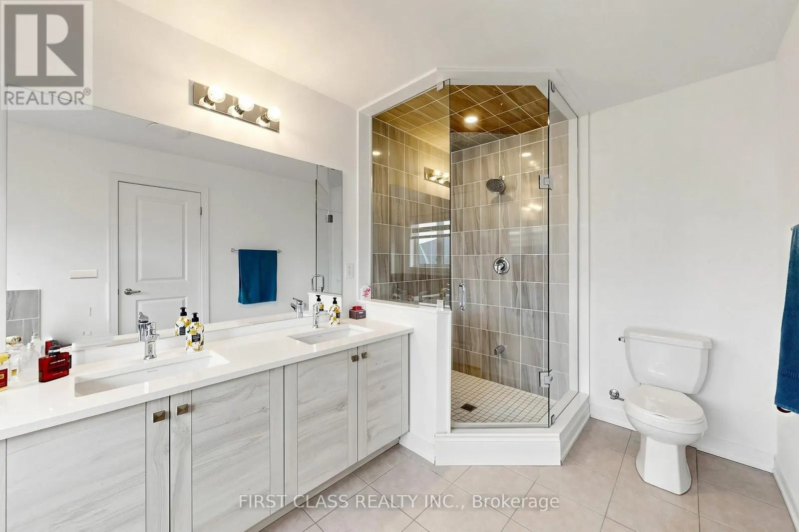 55 RED MAPLE LANE