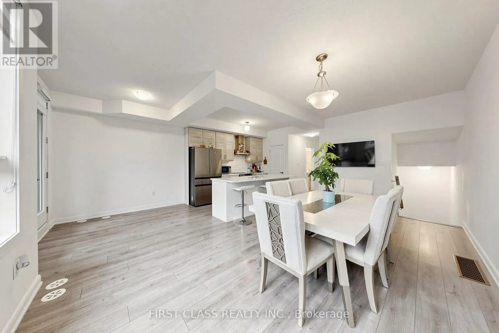 55 RED MAPLE LANE