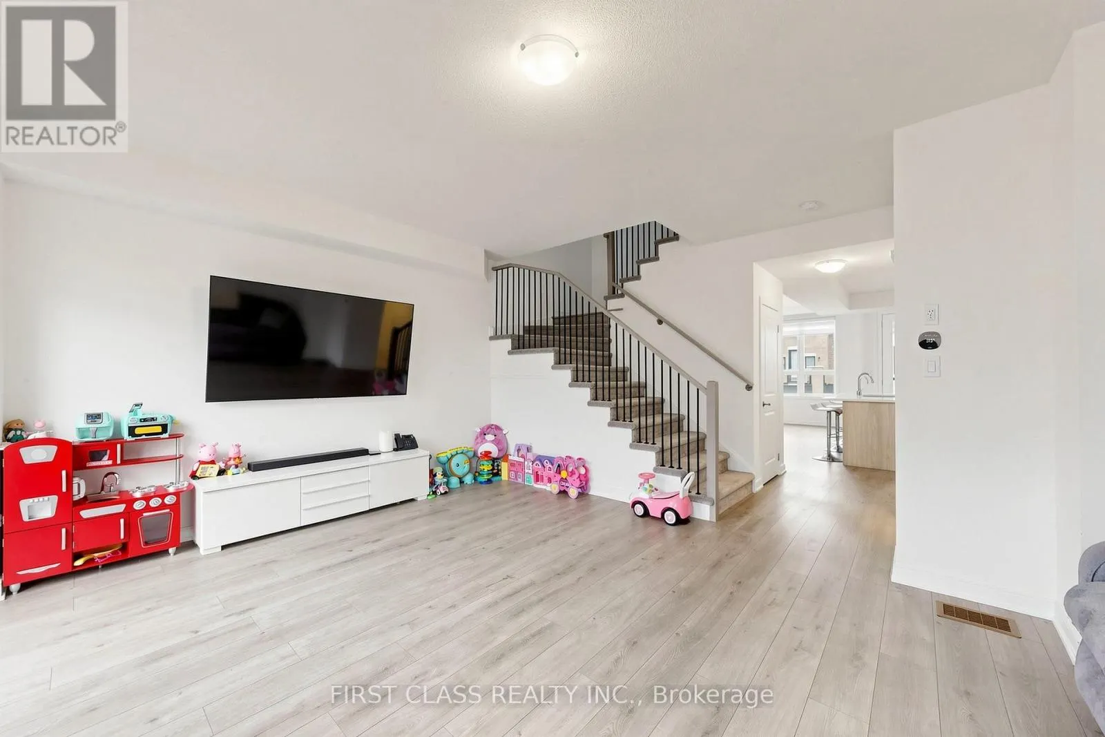 55 RED MAPLE LANE