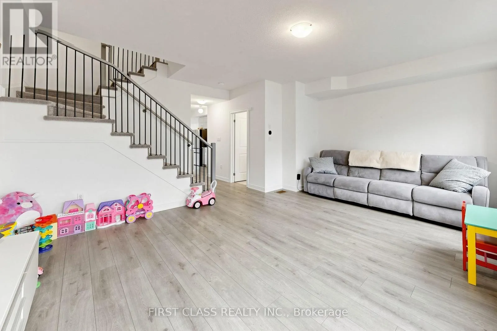55 RED MAPLE LANE