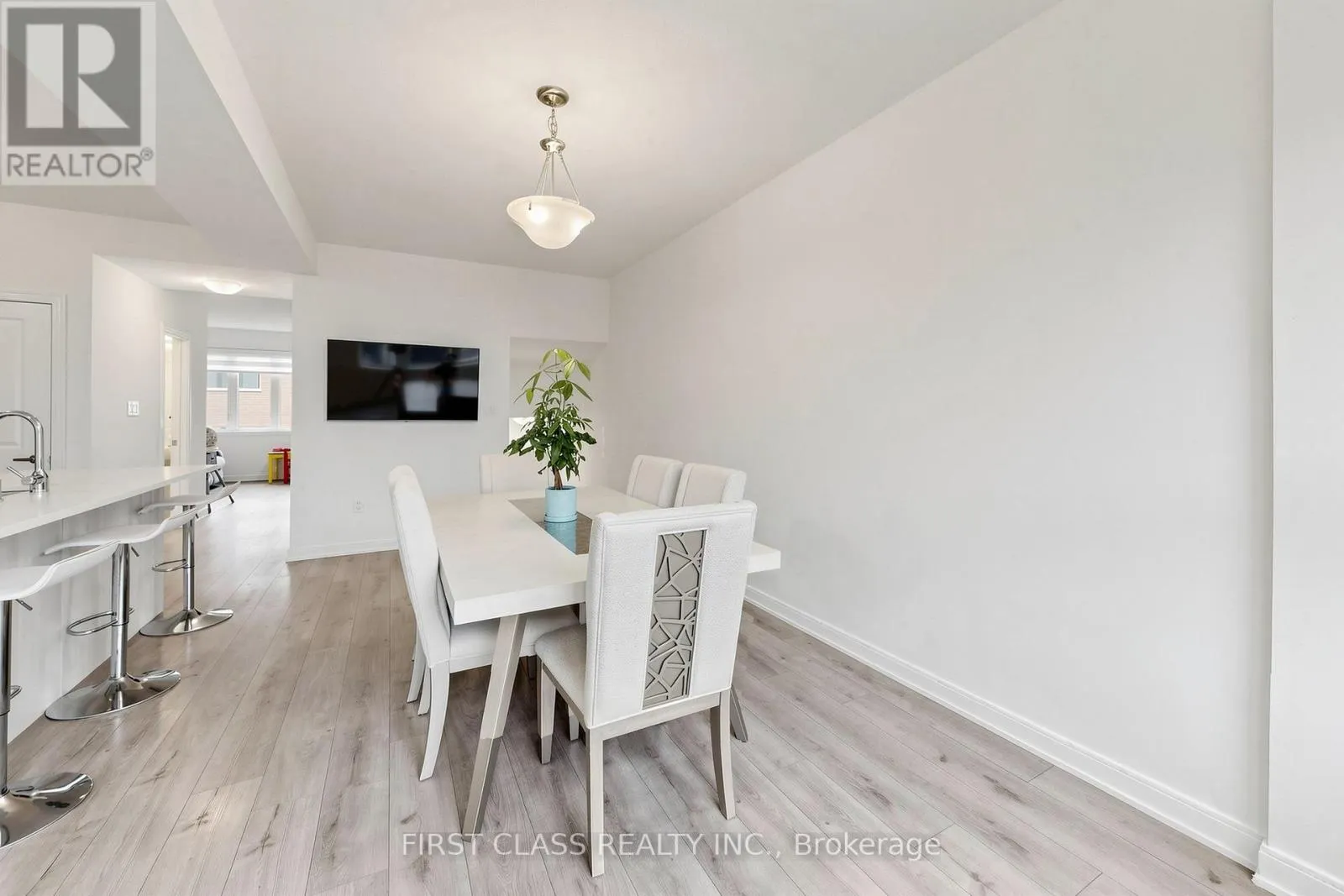 55 RED MAPLE LANE