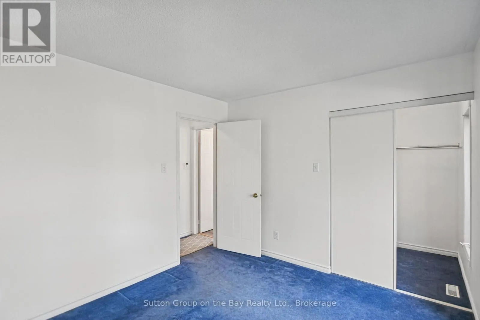77 FERNBROOK DRIVE
