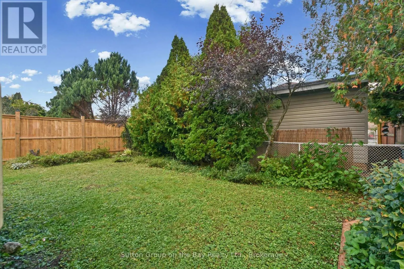 77 FERNBROOK DRIVE
