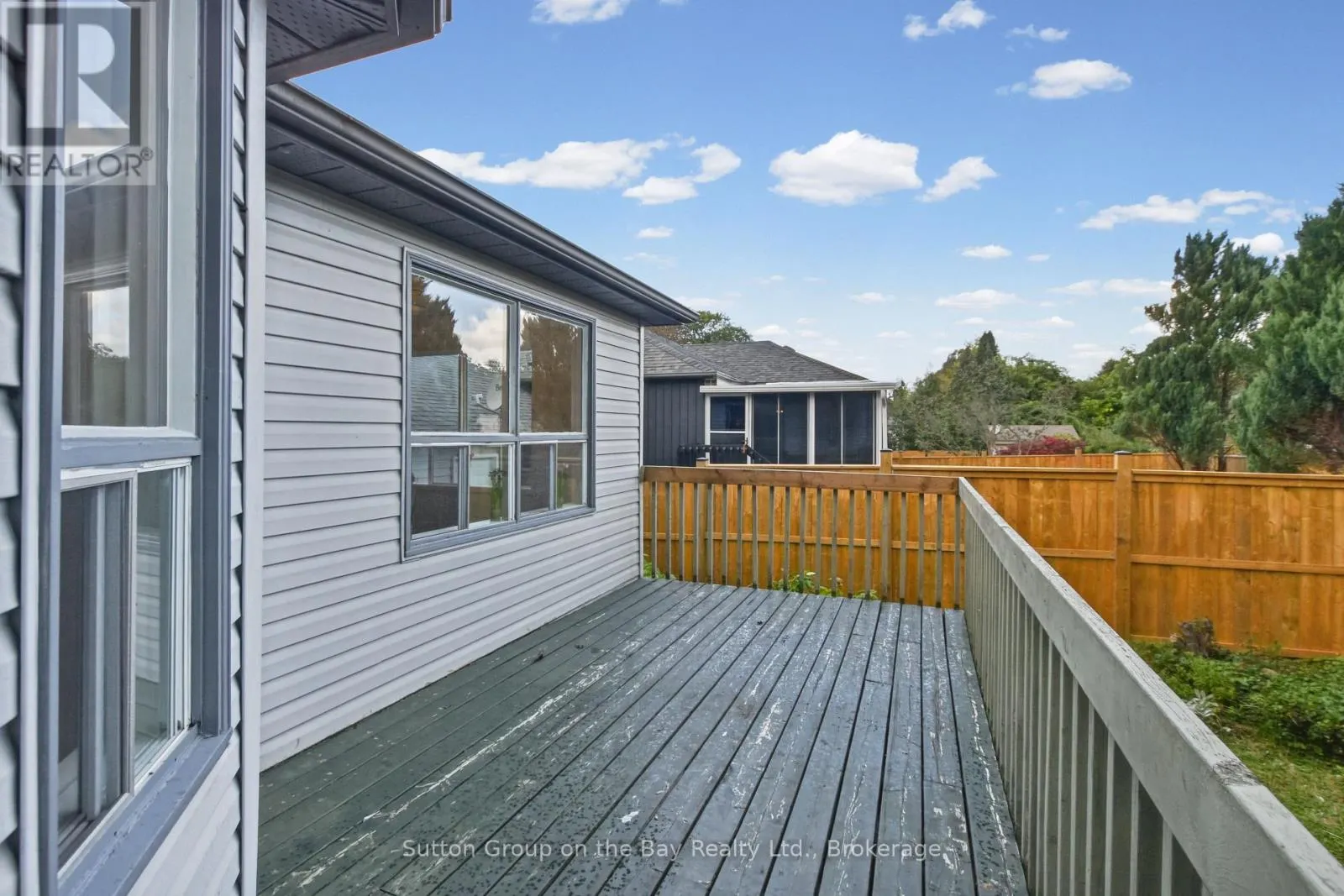 77 FERNBROOK DRIVE