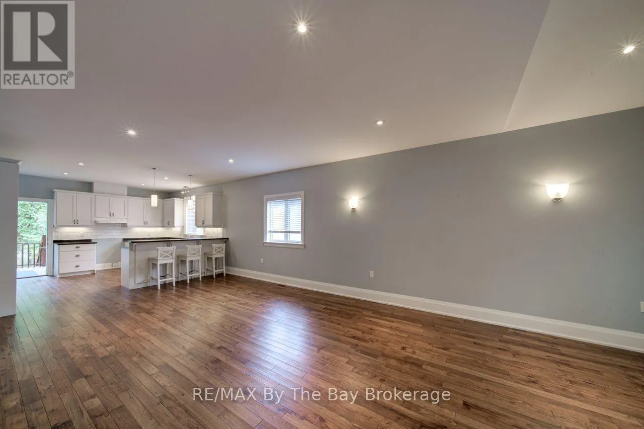 12 51ST STREET S