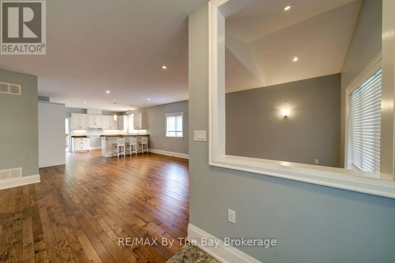 12 51ST STREET S