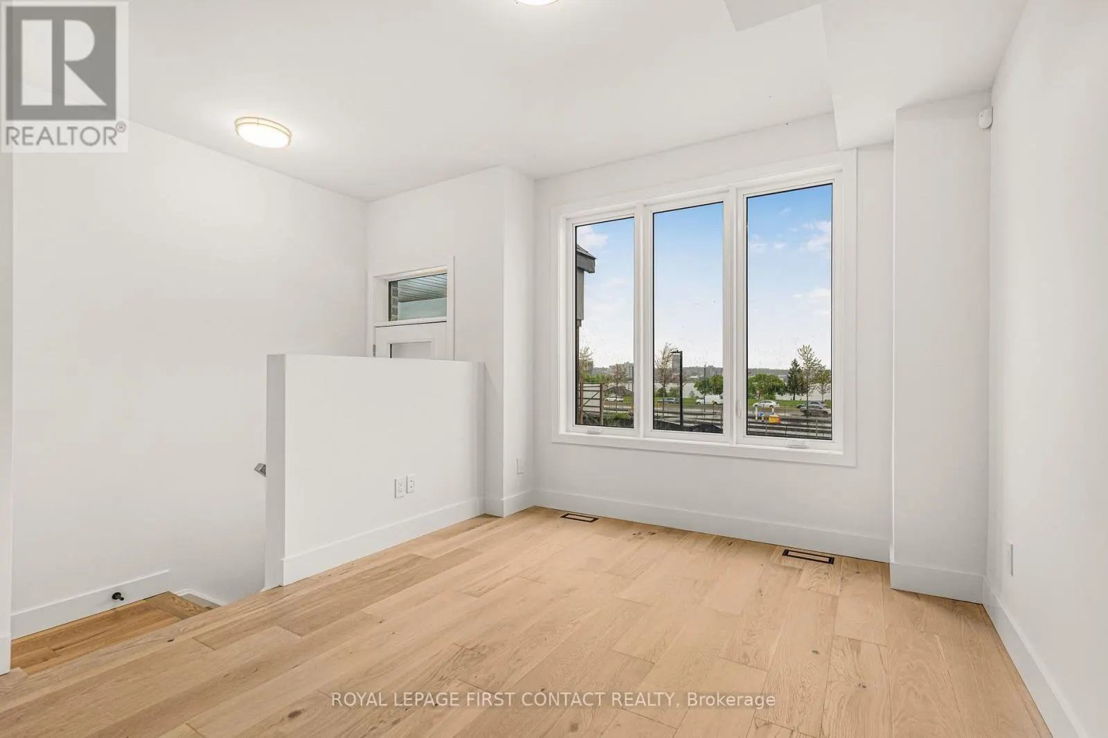 28 ALDERWOOD LANE