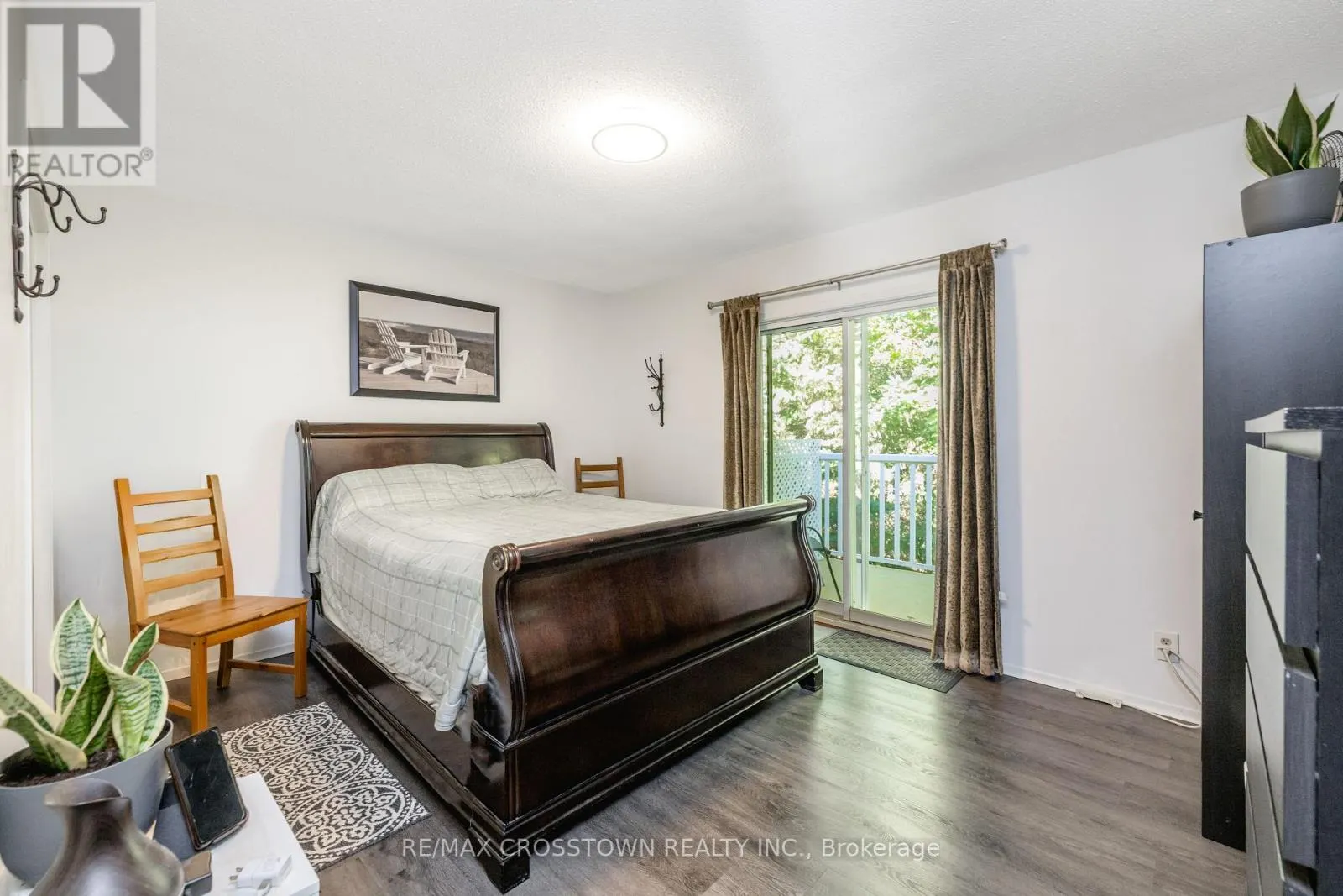 87 BAYWOOD WAY
