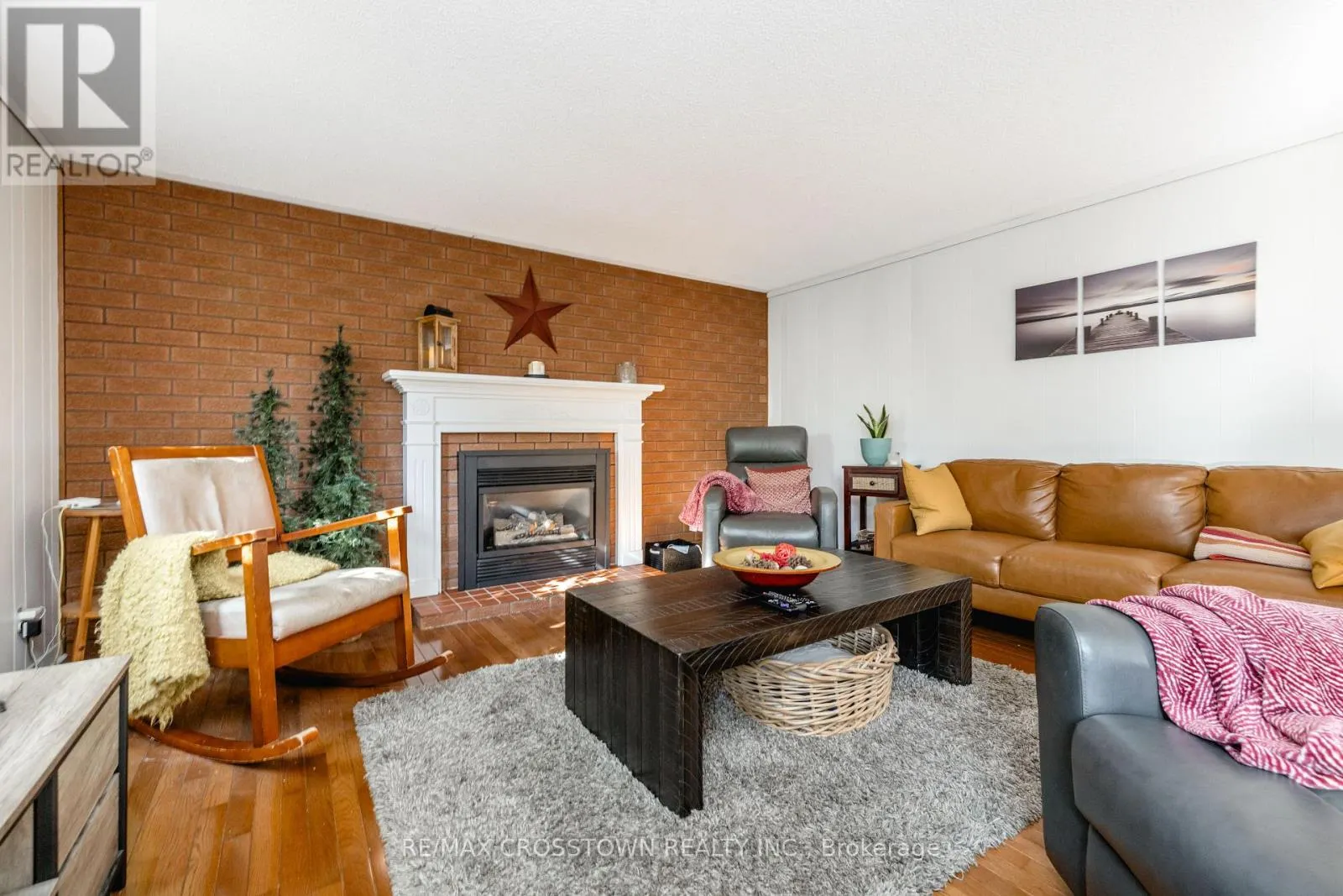 87 BAYWOOD WAY